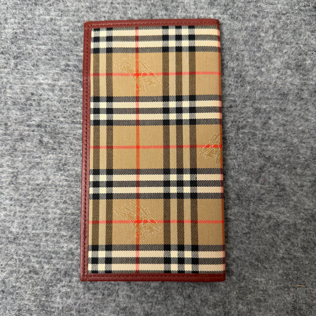 Burberry pung
