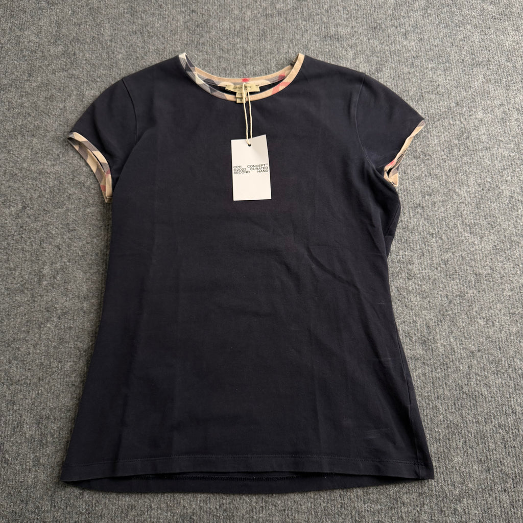 Burberry t-shirt (Str. S)