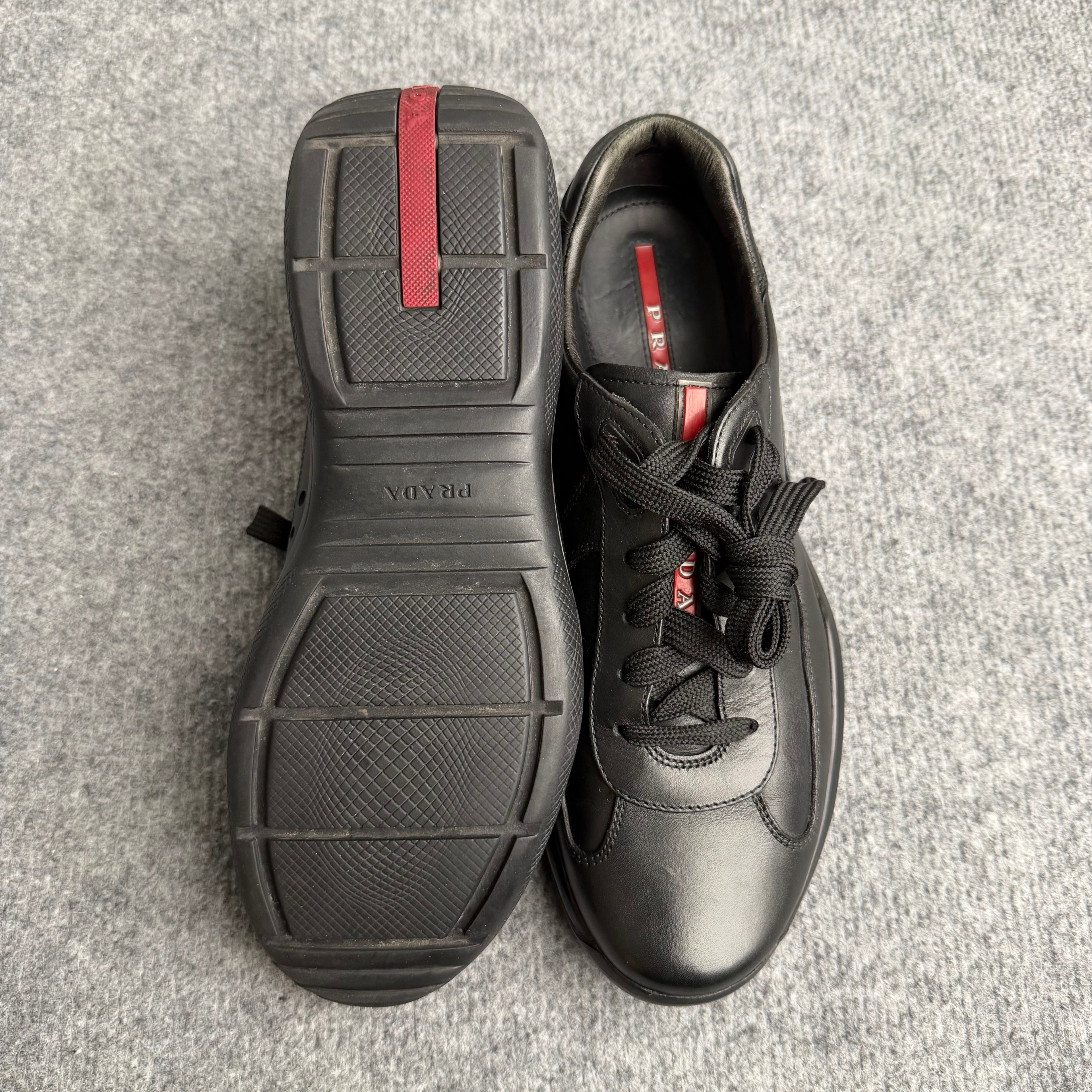 Prada cup’s (Str. 42)