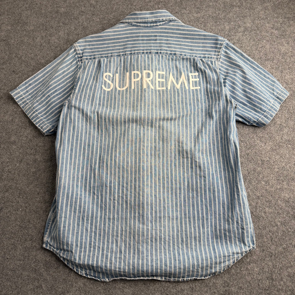 Supreme skjorte (Str. M)