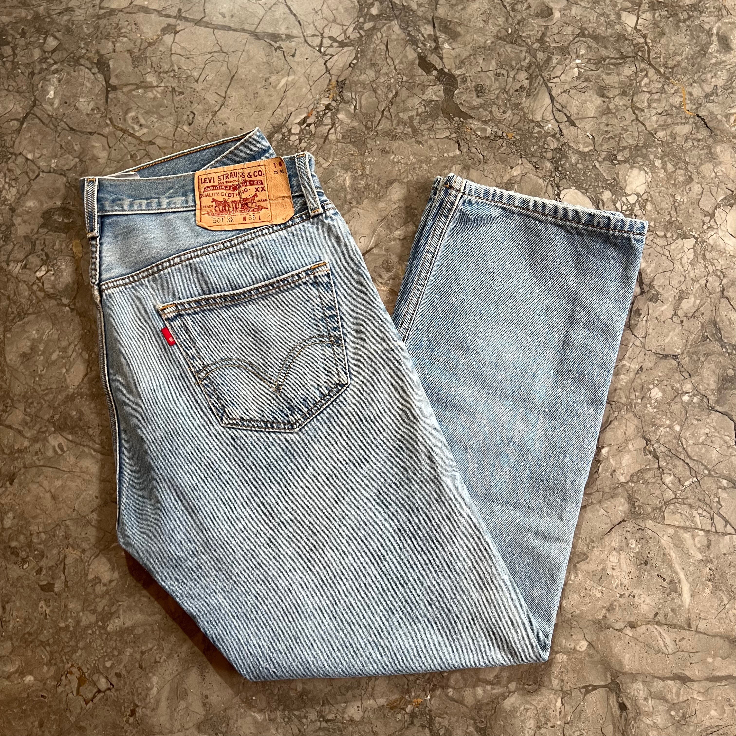 Levis-jeans (storlek 36/34)