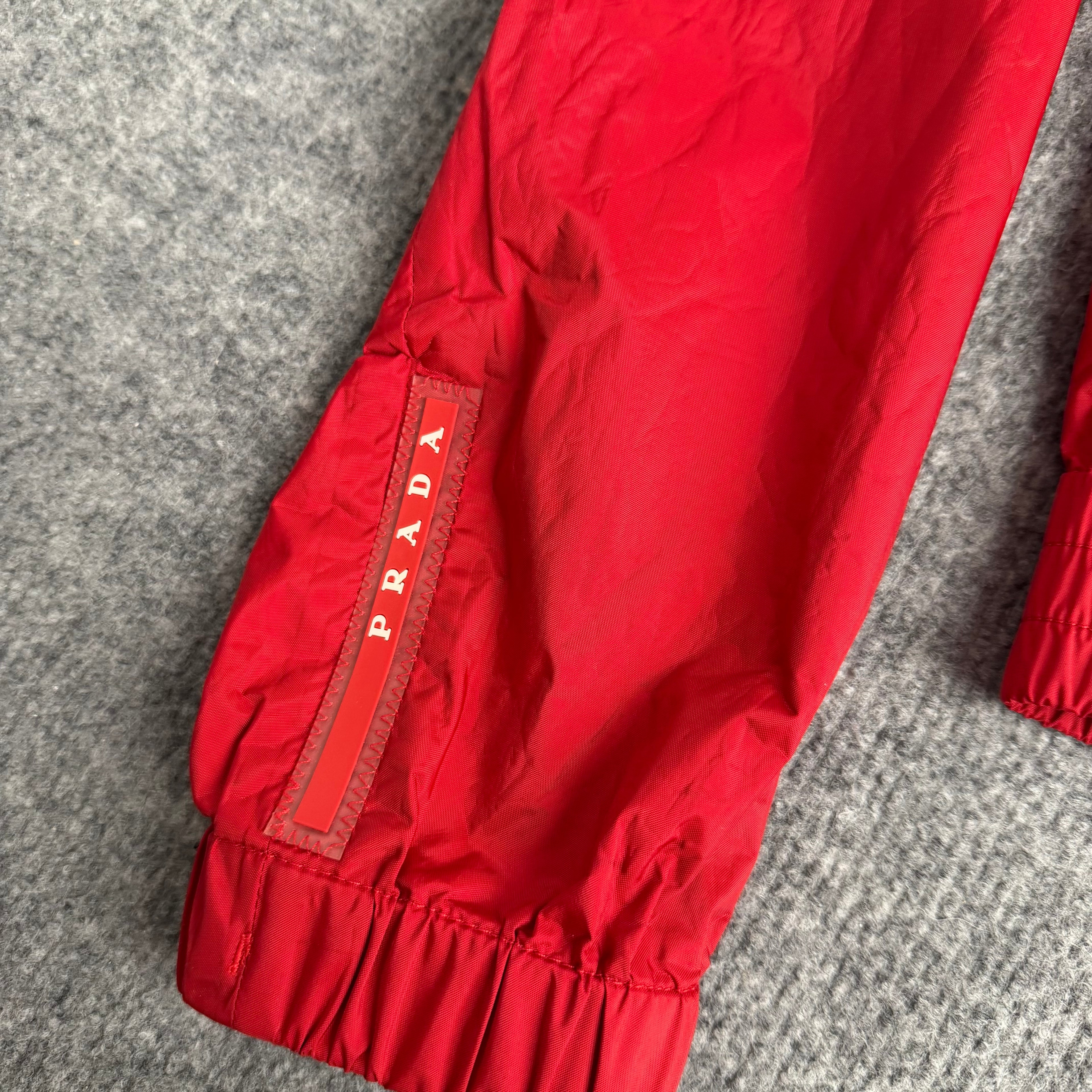 Prada jakke (Str. 46)