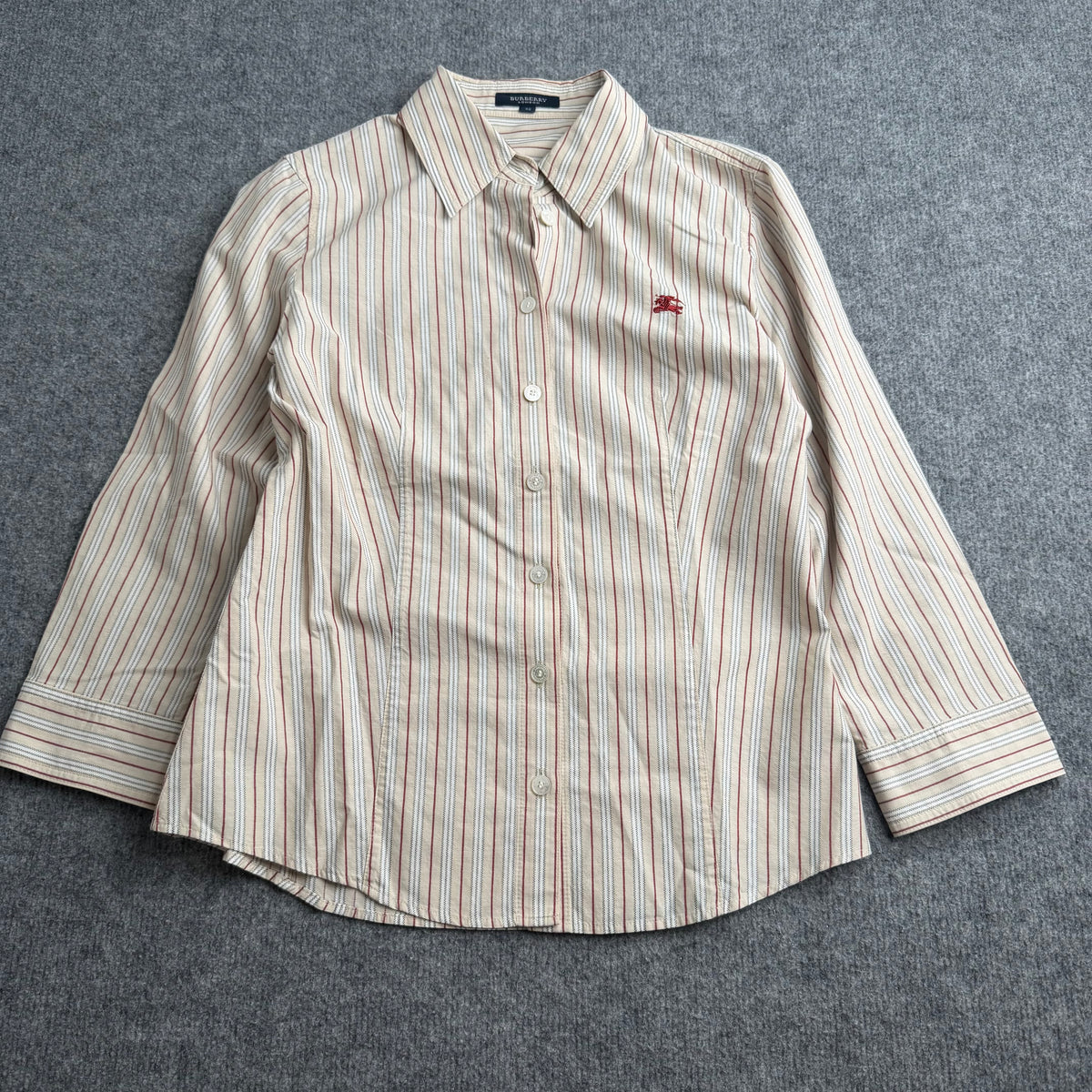 Burberry skjorte (Str. M)