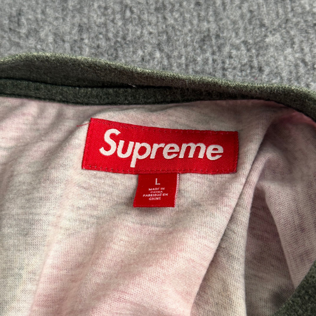 Supreme bluse ( Str. L)