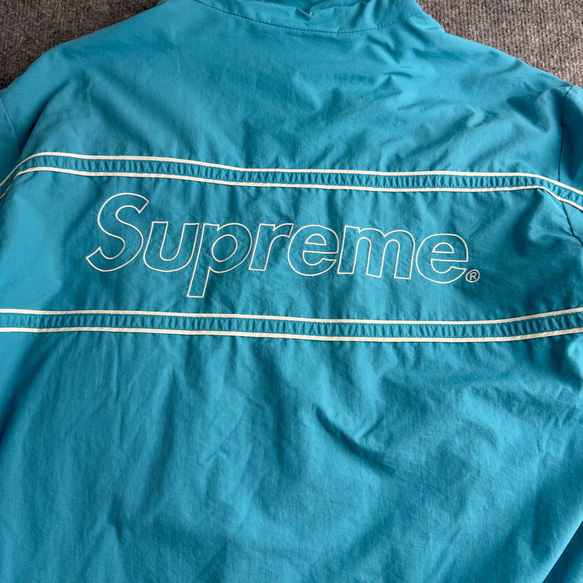 Supreme jakke (Str. M)