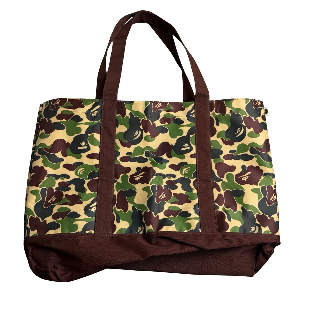 A bathing ape taske