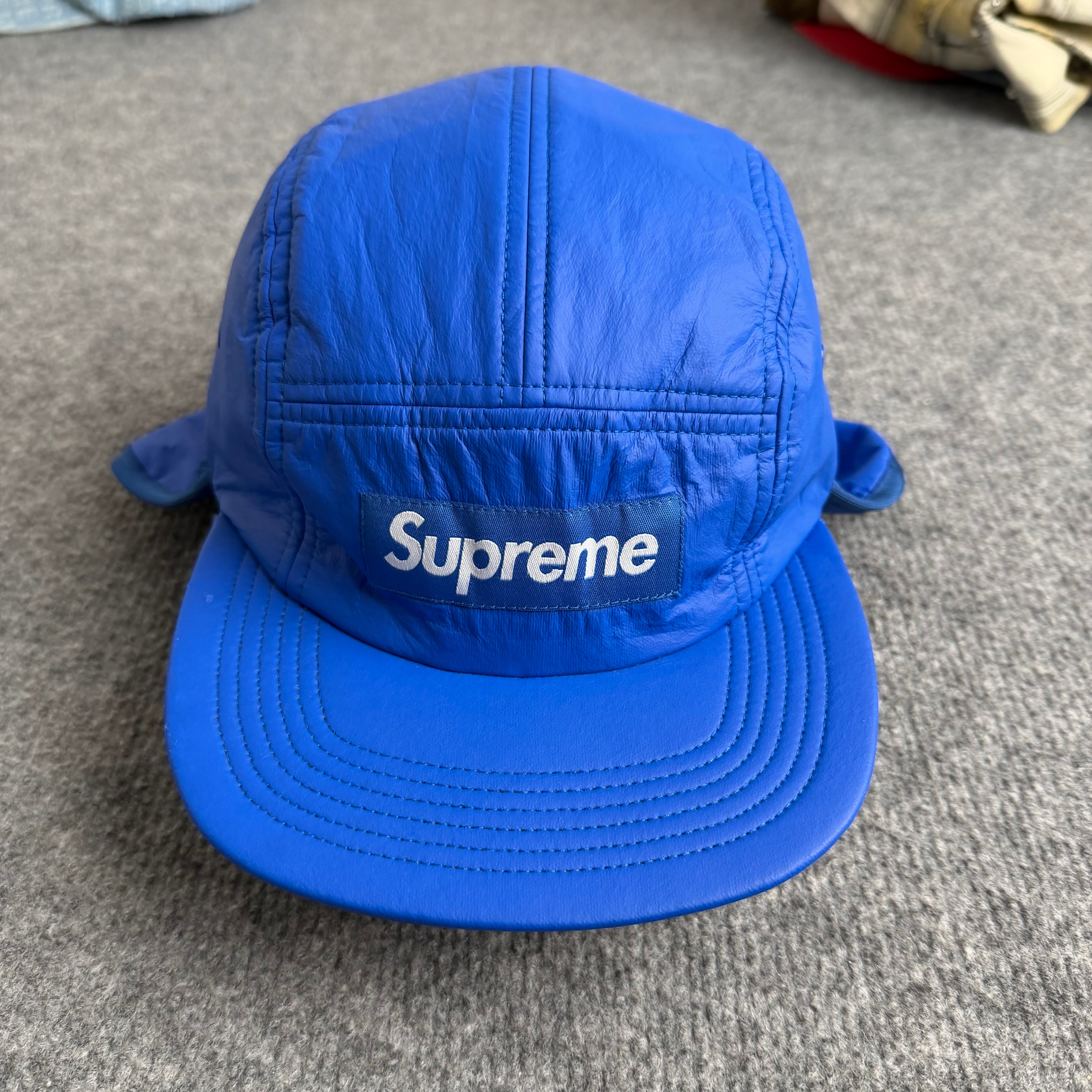 Supreme kaster (Str. M/L)