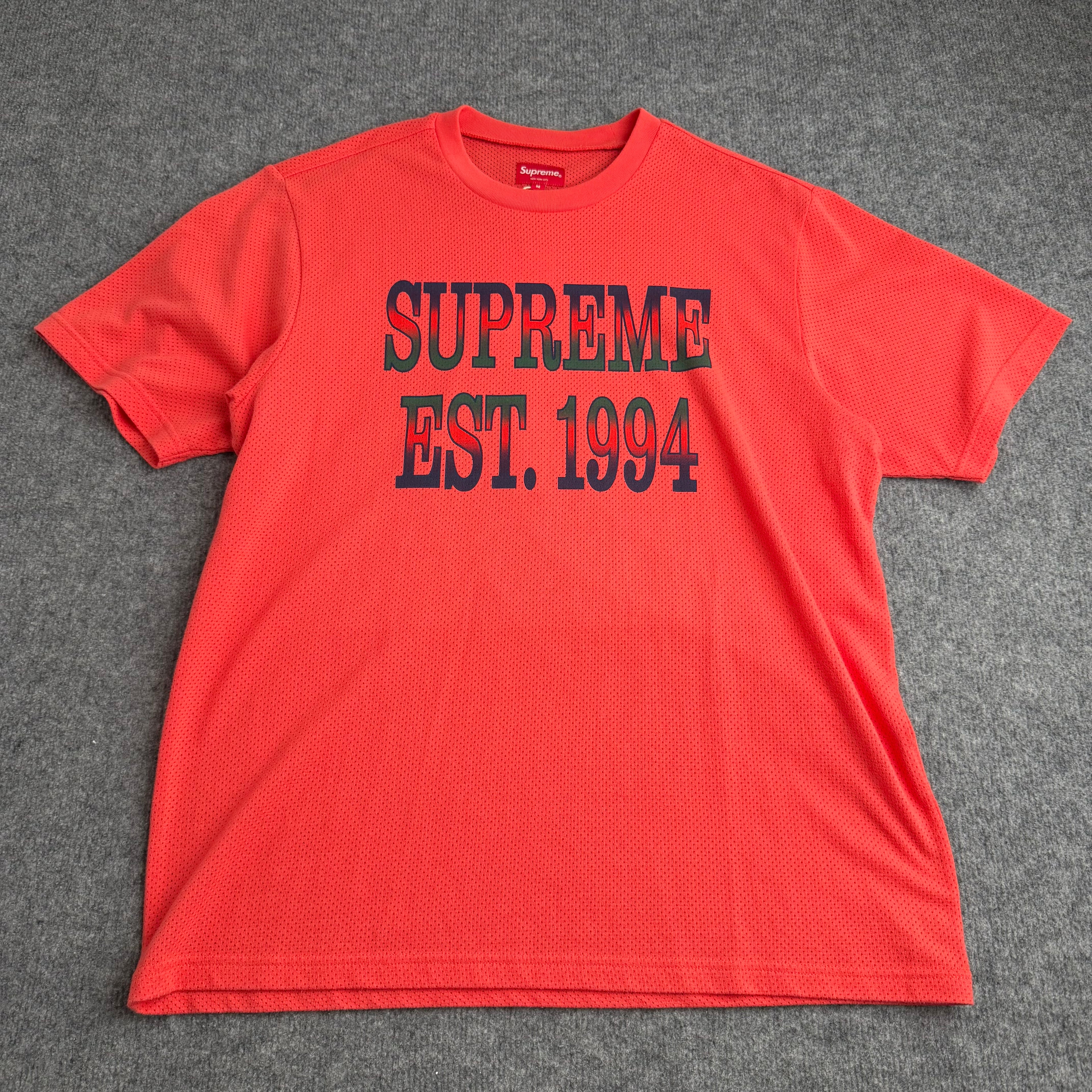 Supreme t-shirt (Str. M)