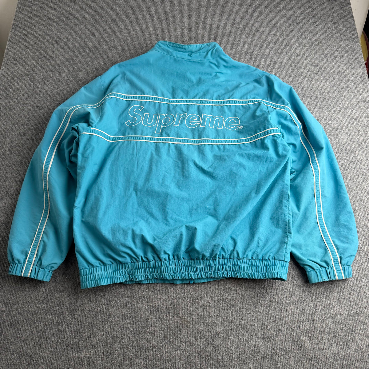 Supreme jakke (Str. M)