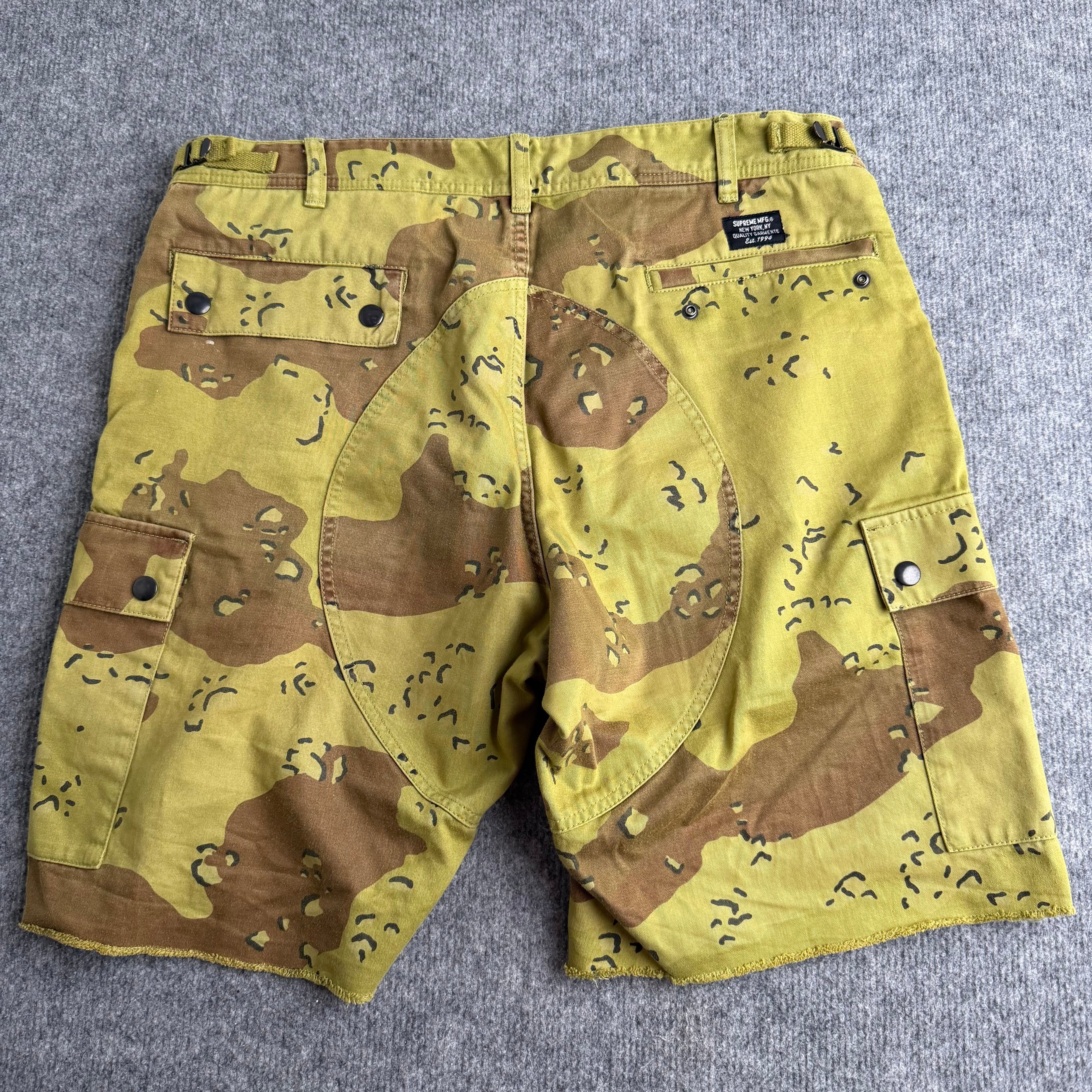 Supreme shorts (Str. 32)