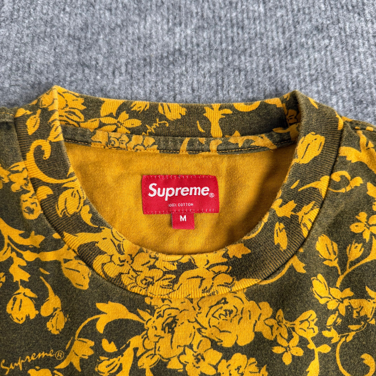 Supreme t-shirt (Str. M)