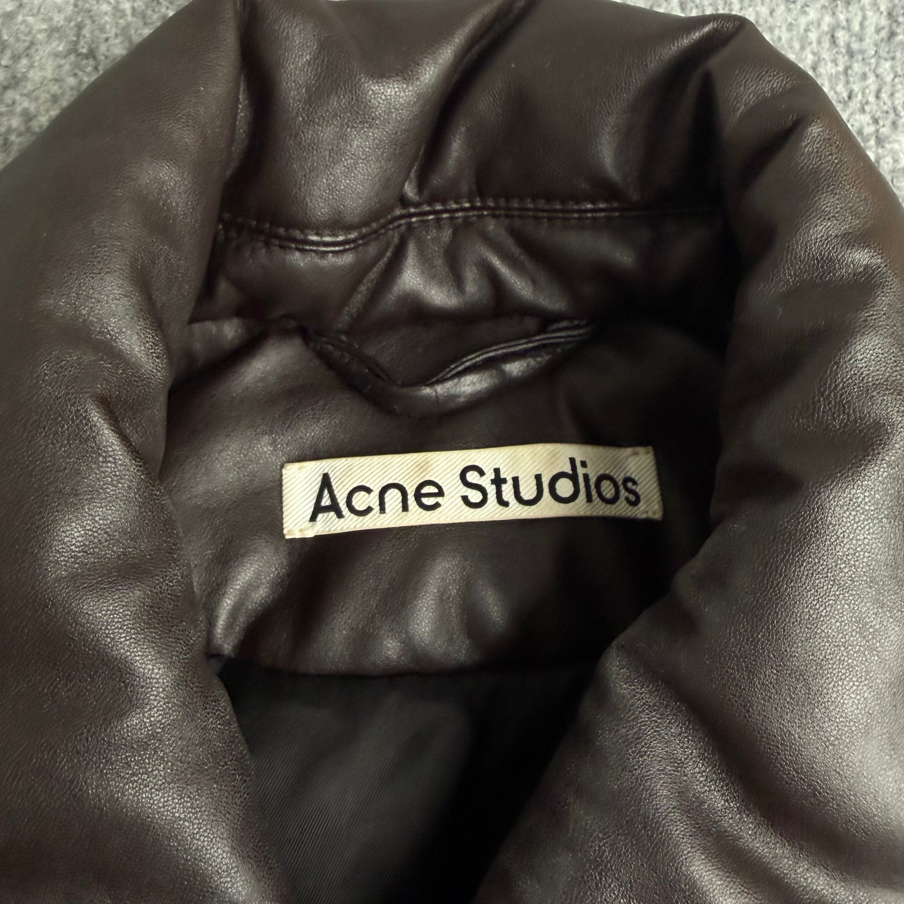 Acne studios jakke (Str. 40)