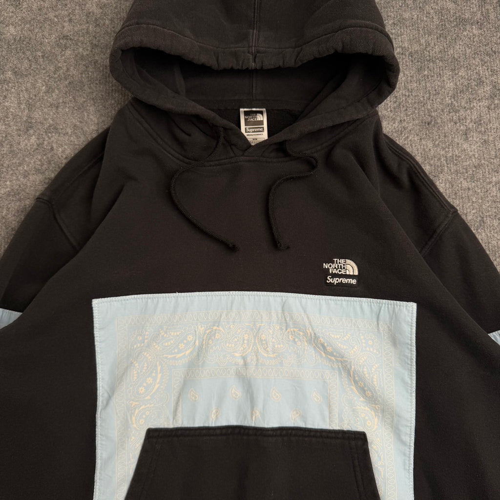 Supreme x the north face hættetrøje (Str. M)