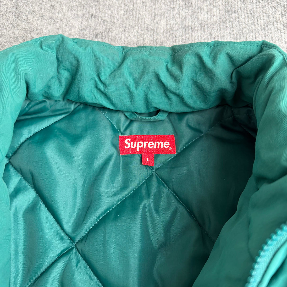 Supreme jakke (Str. L)
