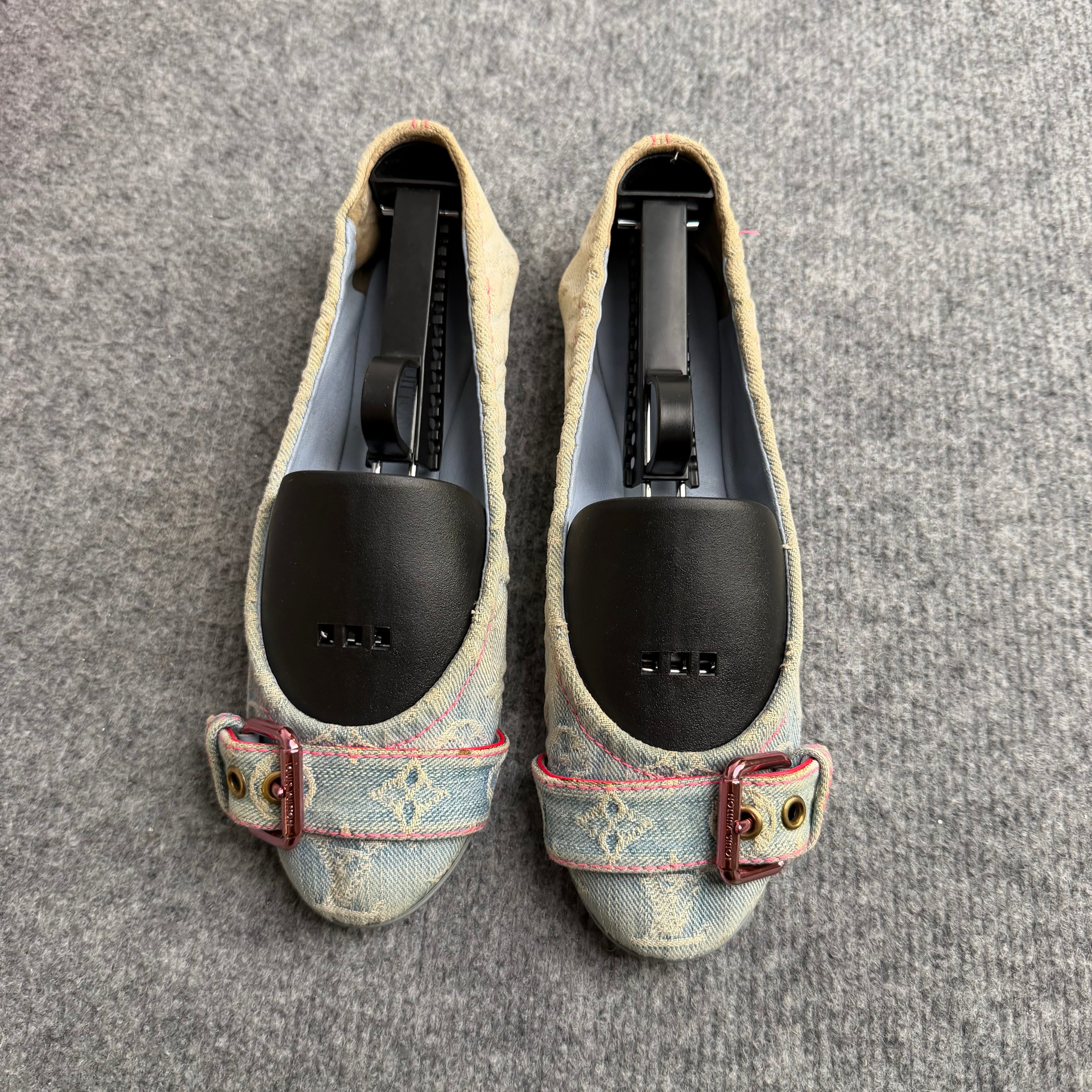 Louis Vuitton ballerina (Str. 36)