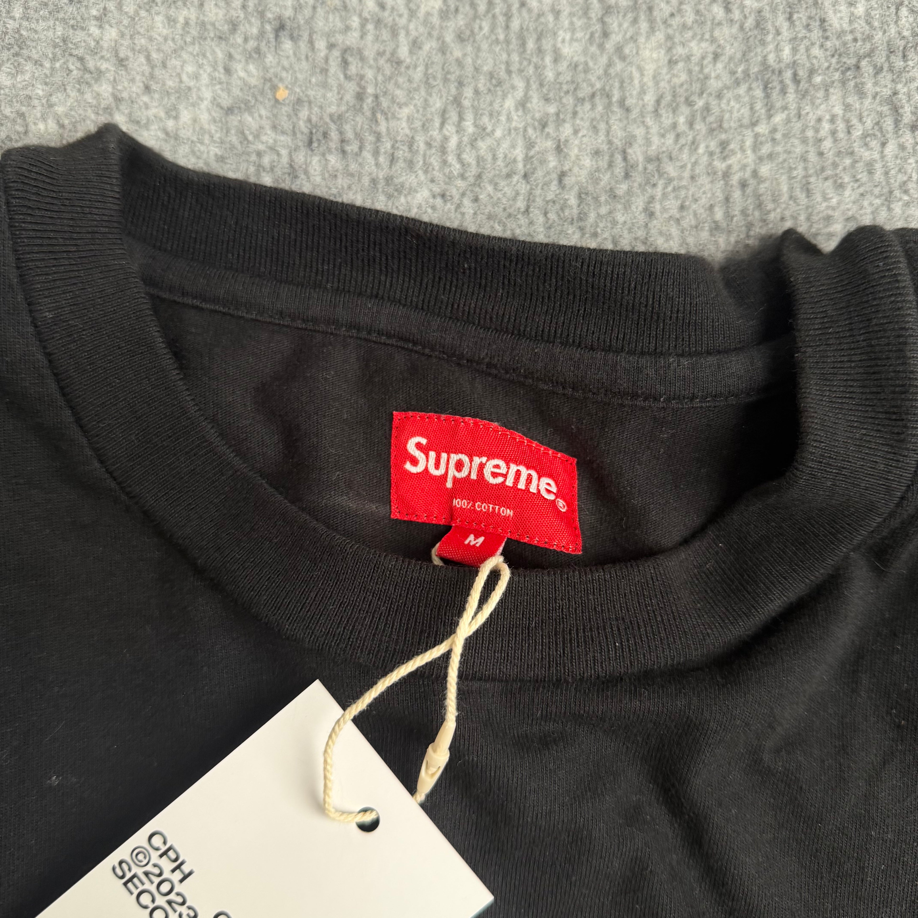 Supreme bluse (Str. M)