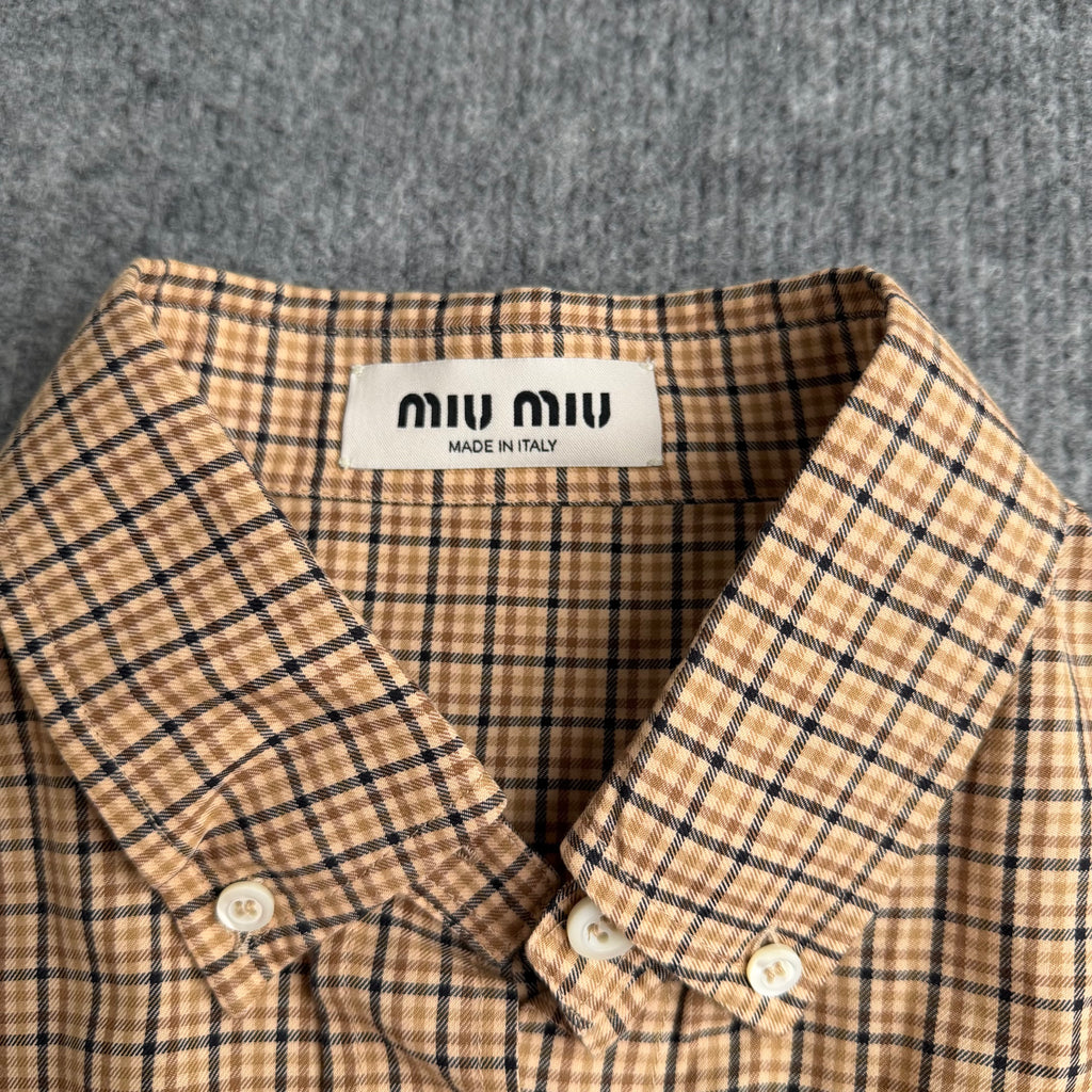 Miu Miu skjorte (Str. 40)