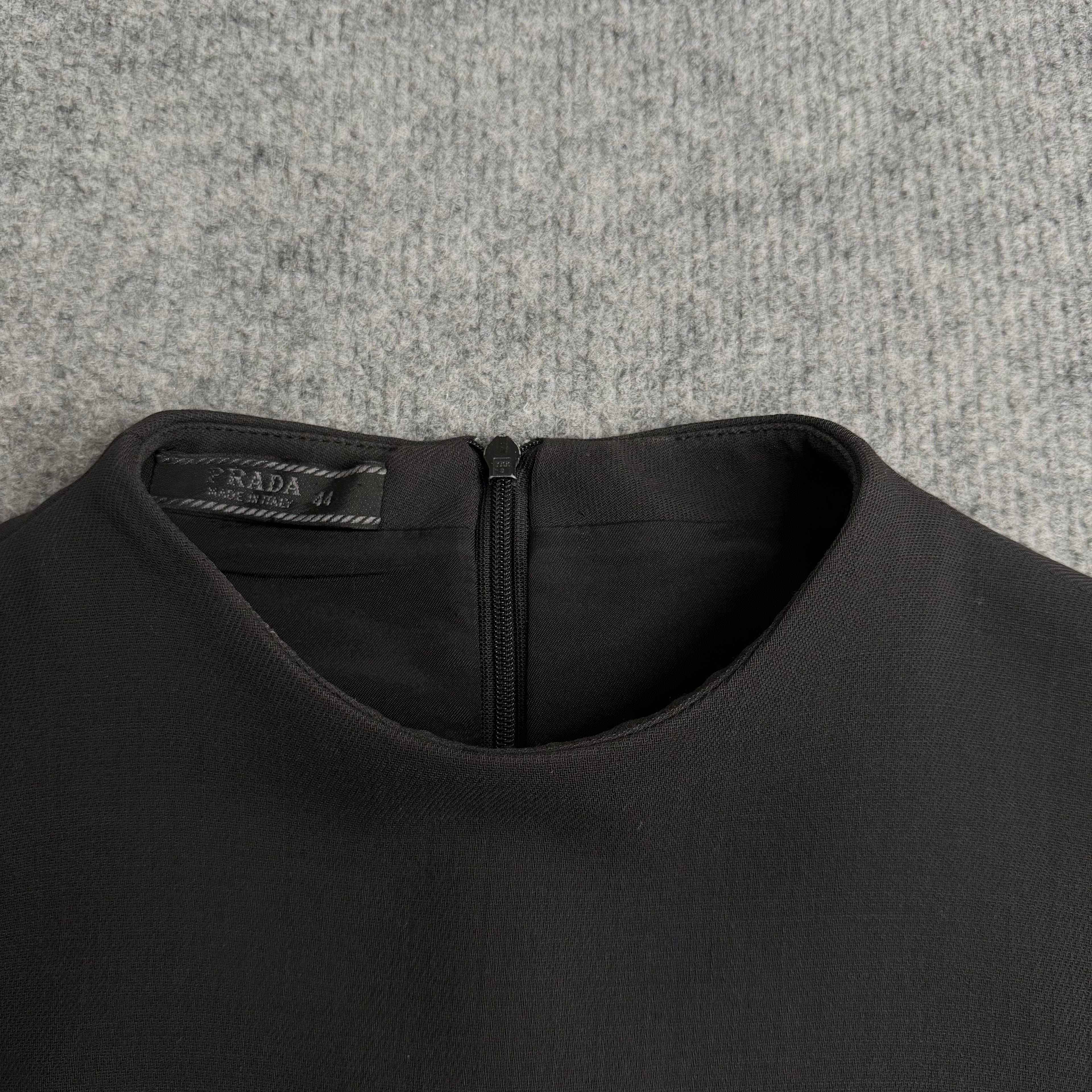 Prada t-shirt (Str. 44)