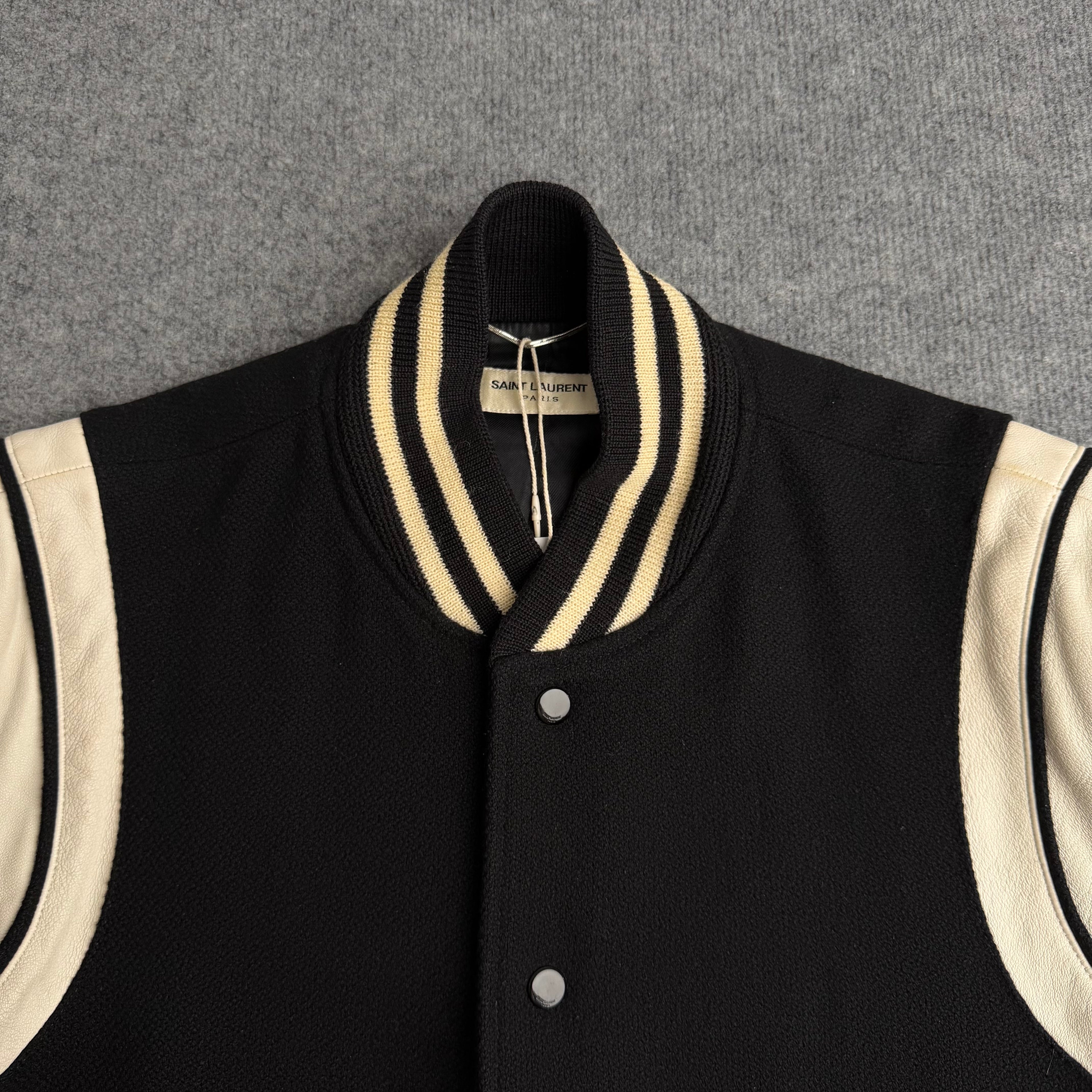 Saint Laurent jakke (Str. 54)