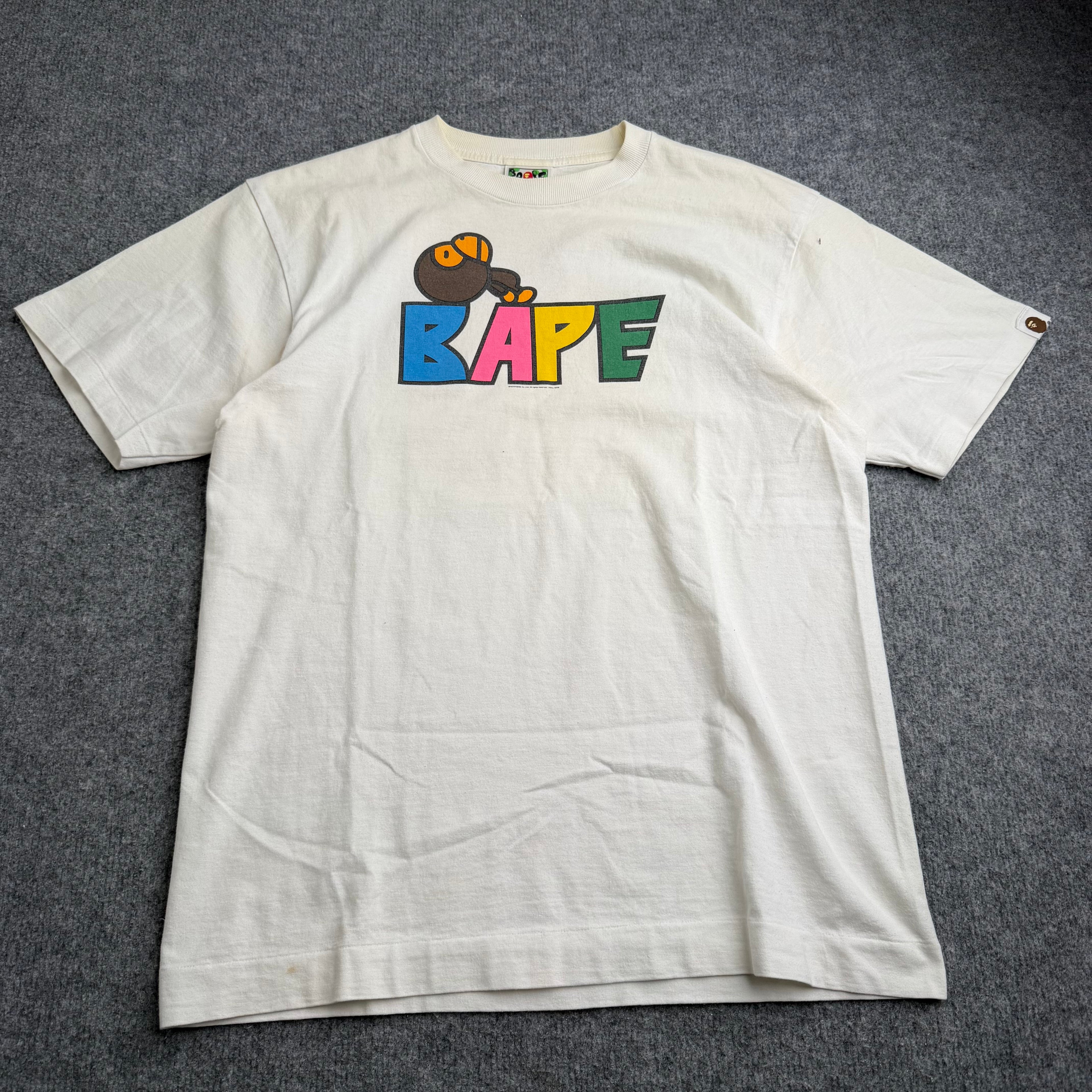 A bathing ape t-shirt (Str. M)