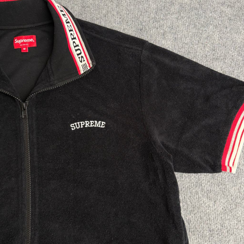 Supreme skjorte (Str. M)
