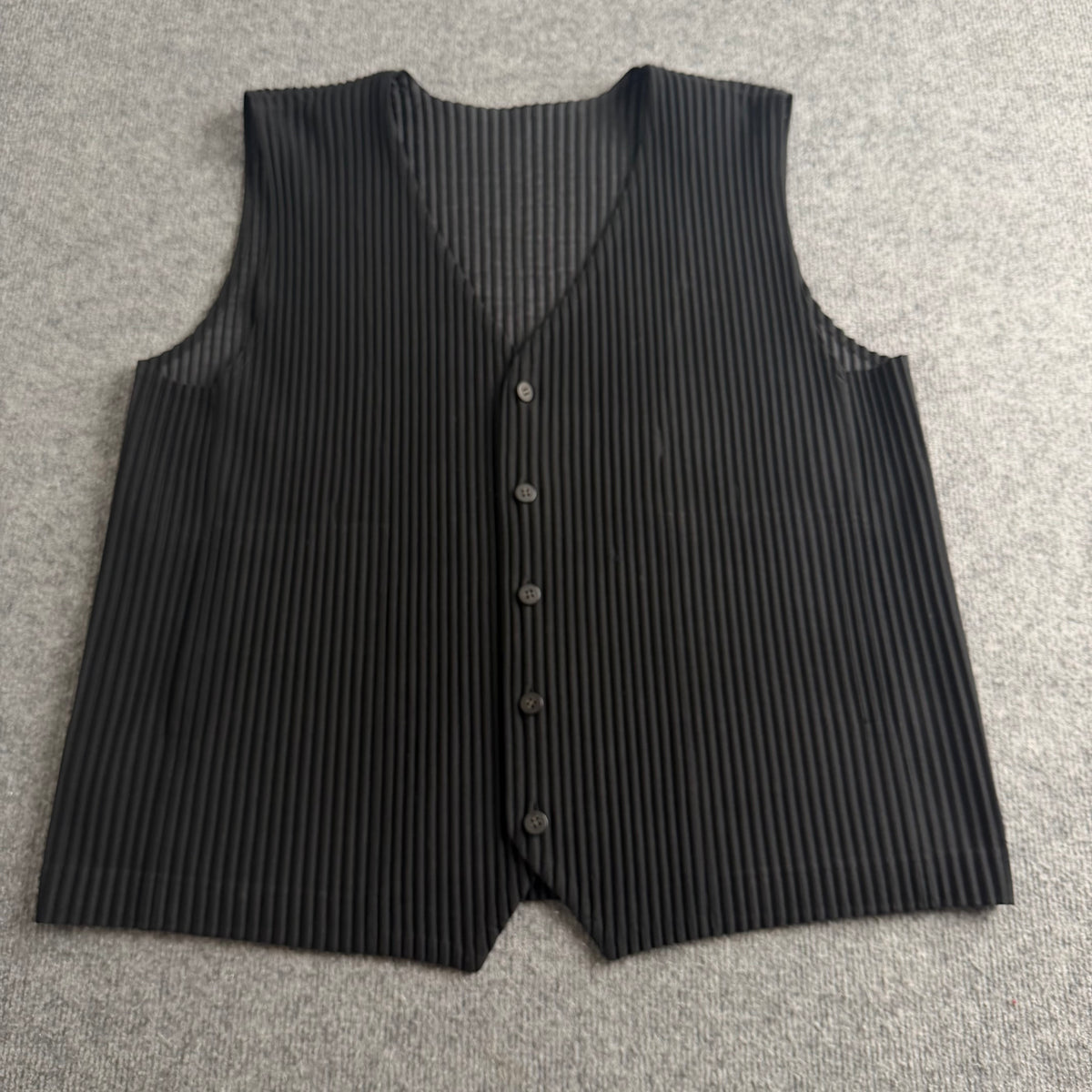 Issey Miyake vest (Str. M)