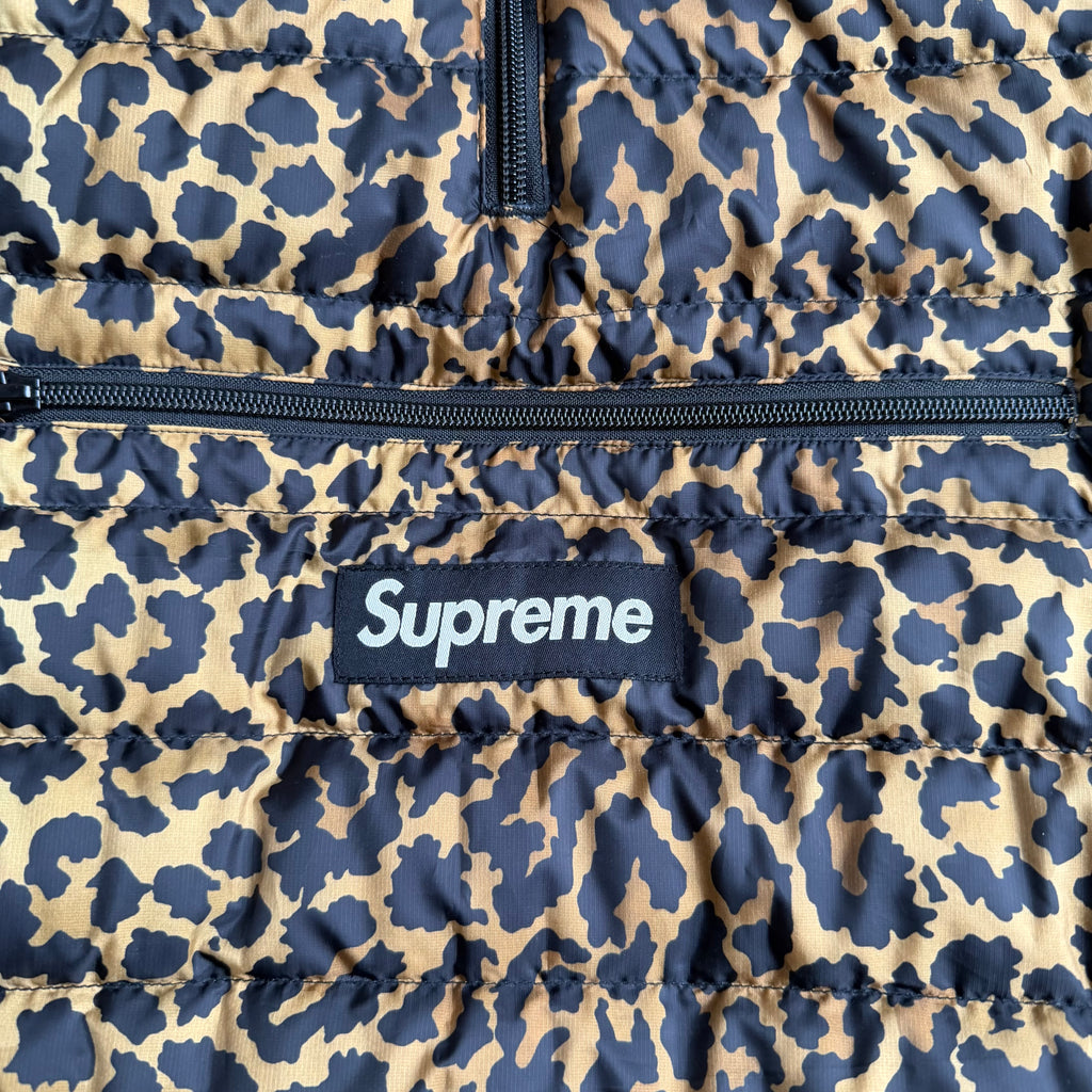 Supreme puffer anorak (Str. M)