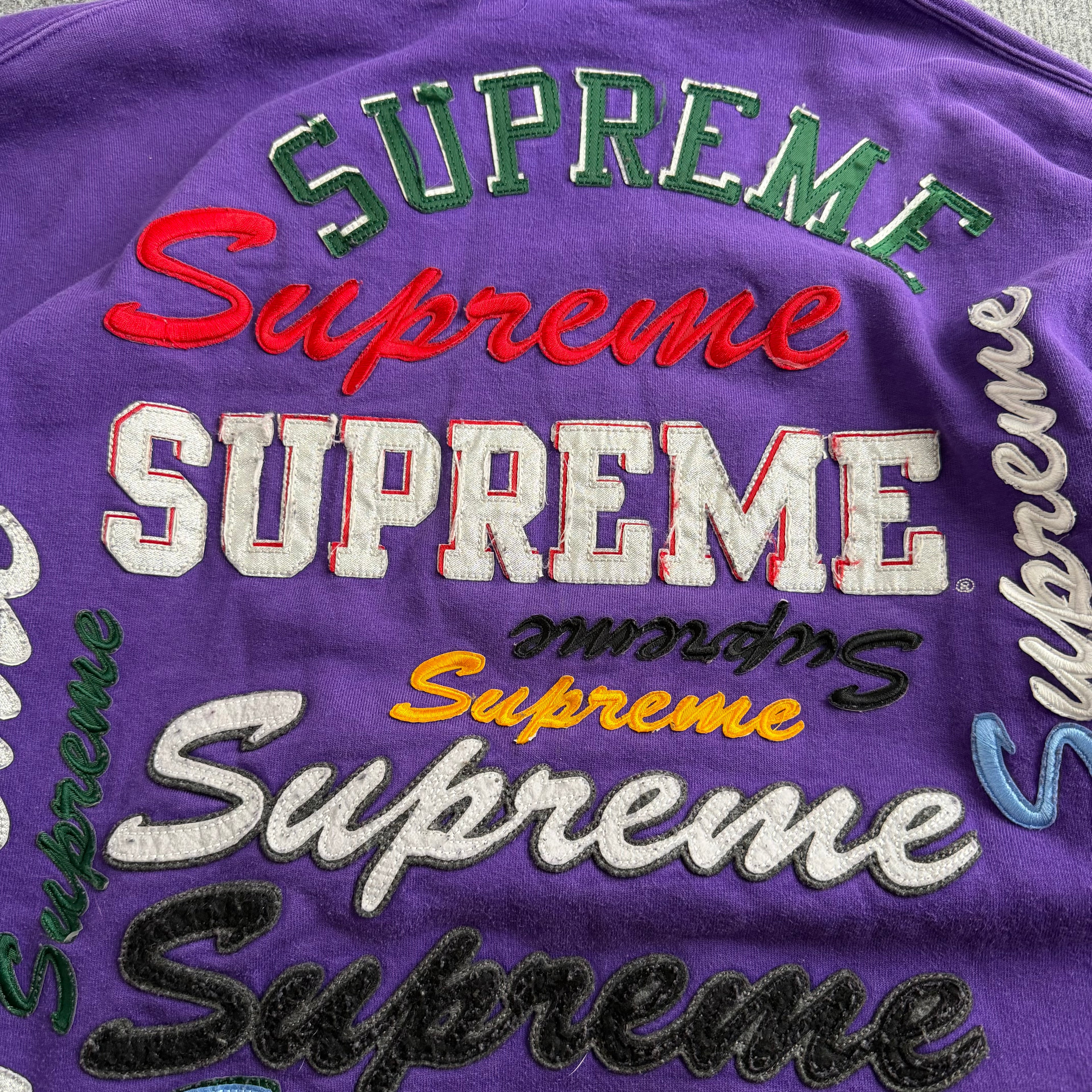 Supreme hættetrøje (Str. M)