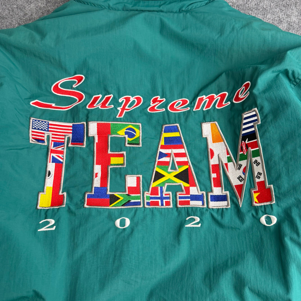 Supreme jakke (Str. L)