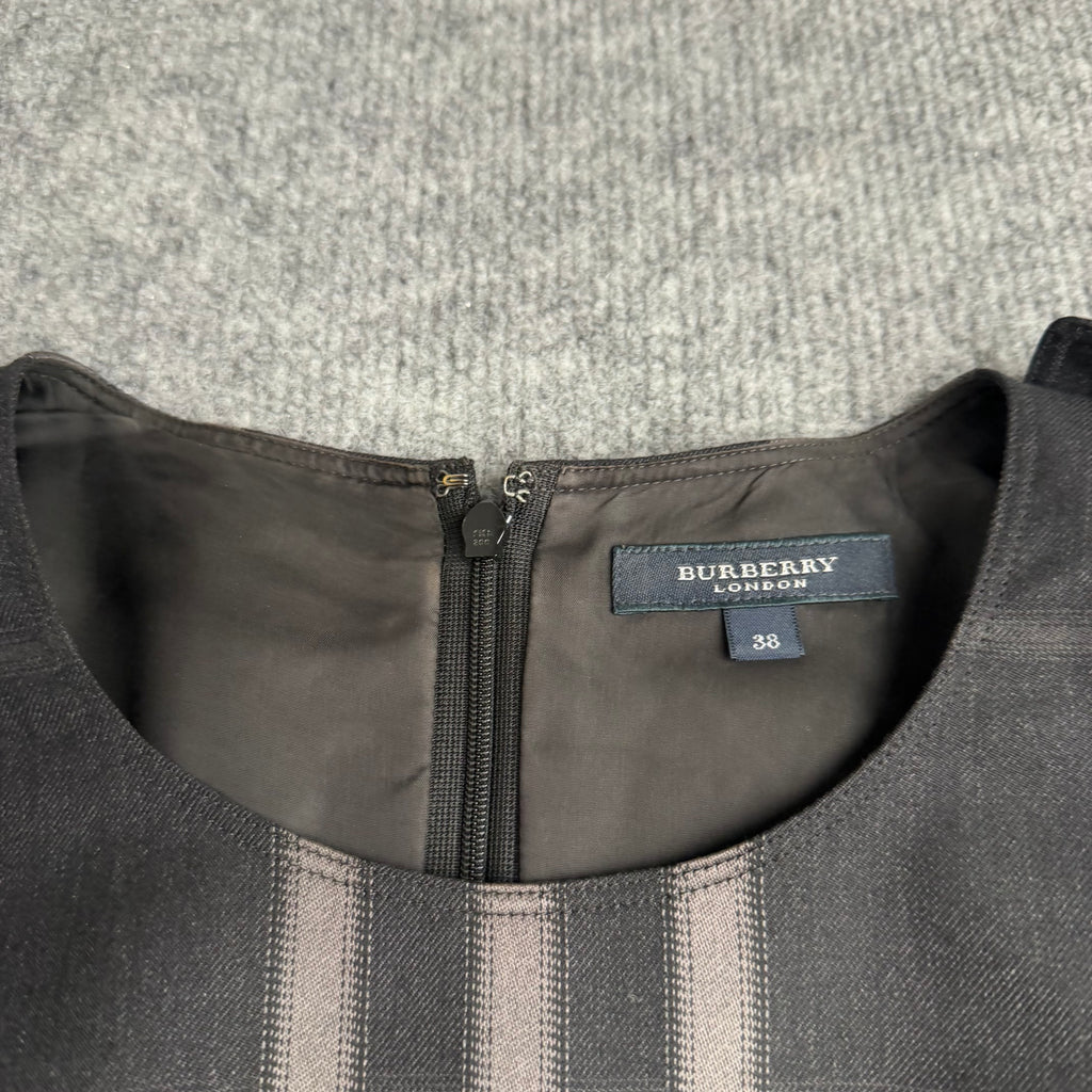 Burberry kjole (Str. S)