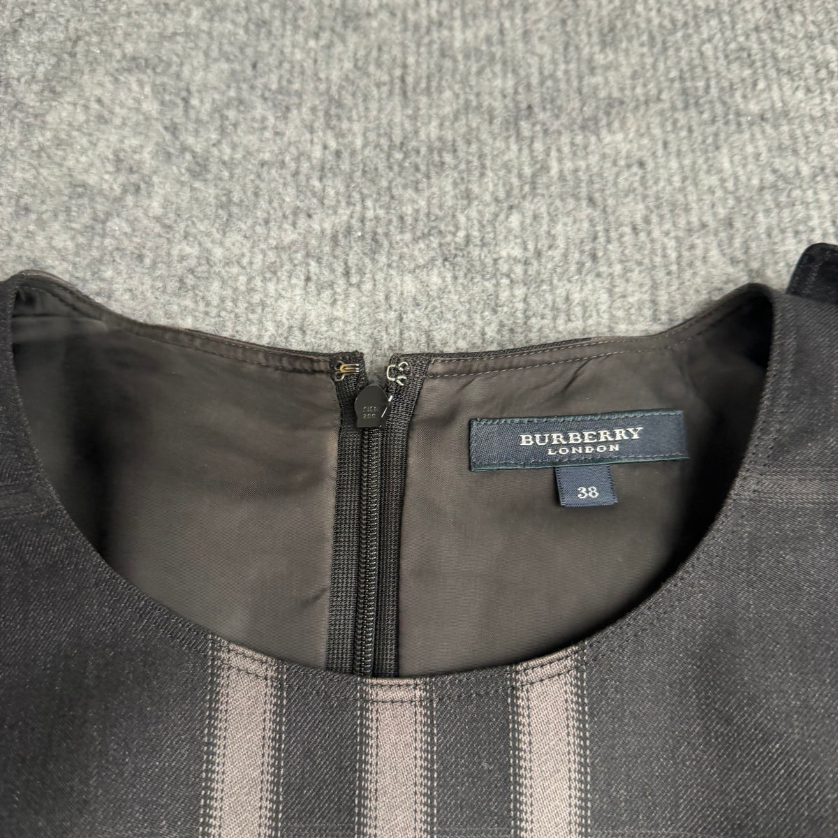 Burberry kjole (Str. S)