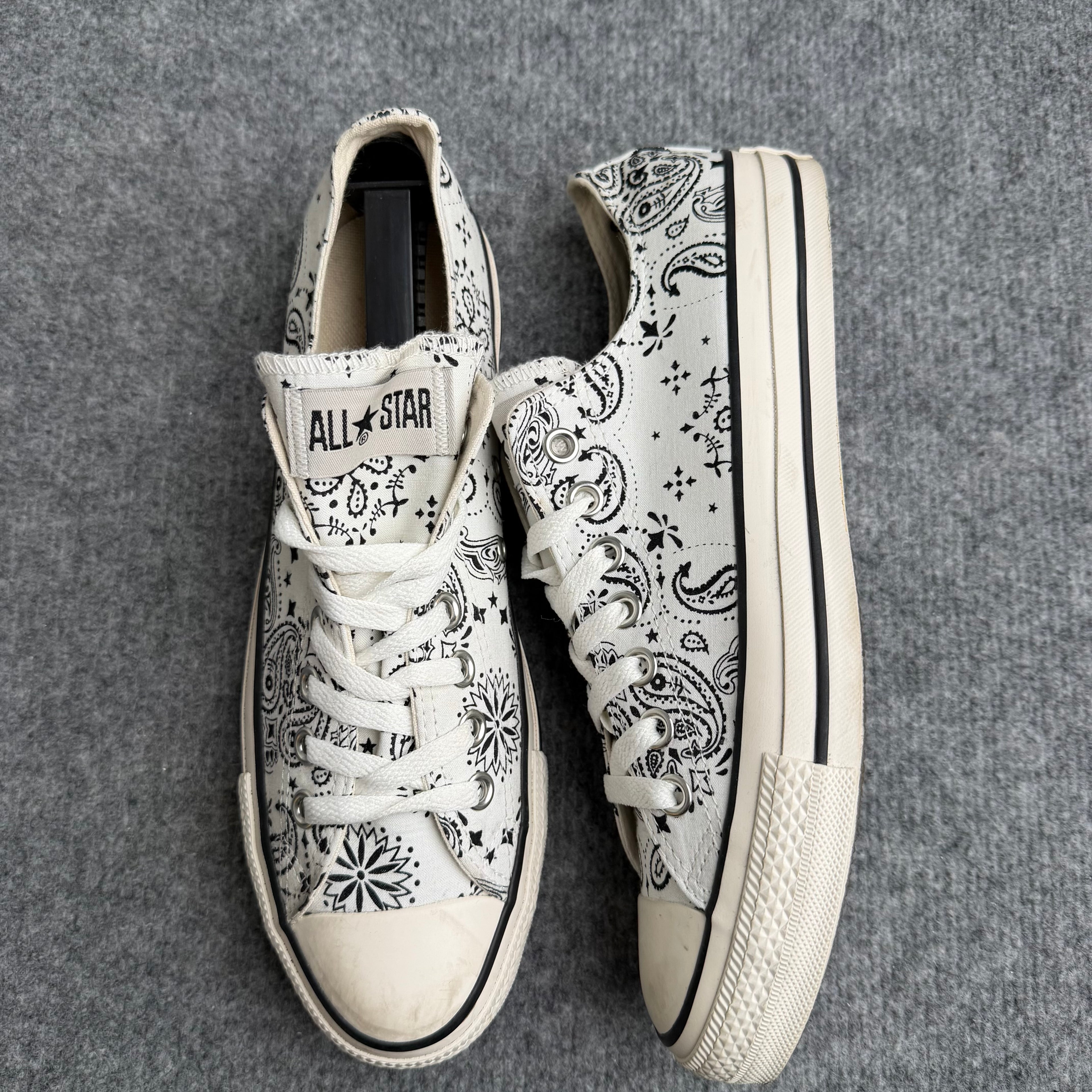 Converse all stars (Str. 42)