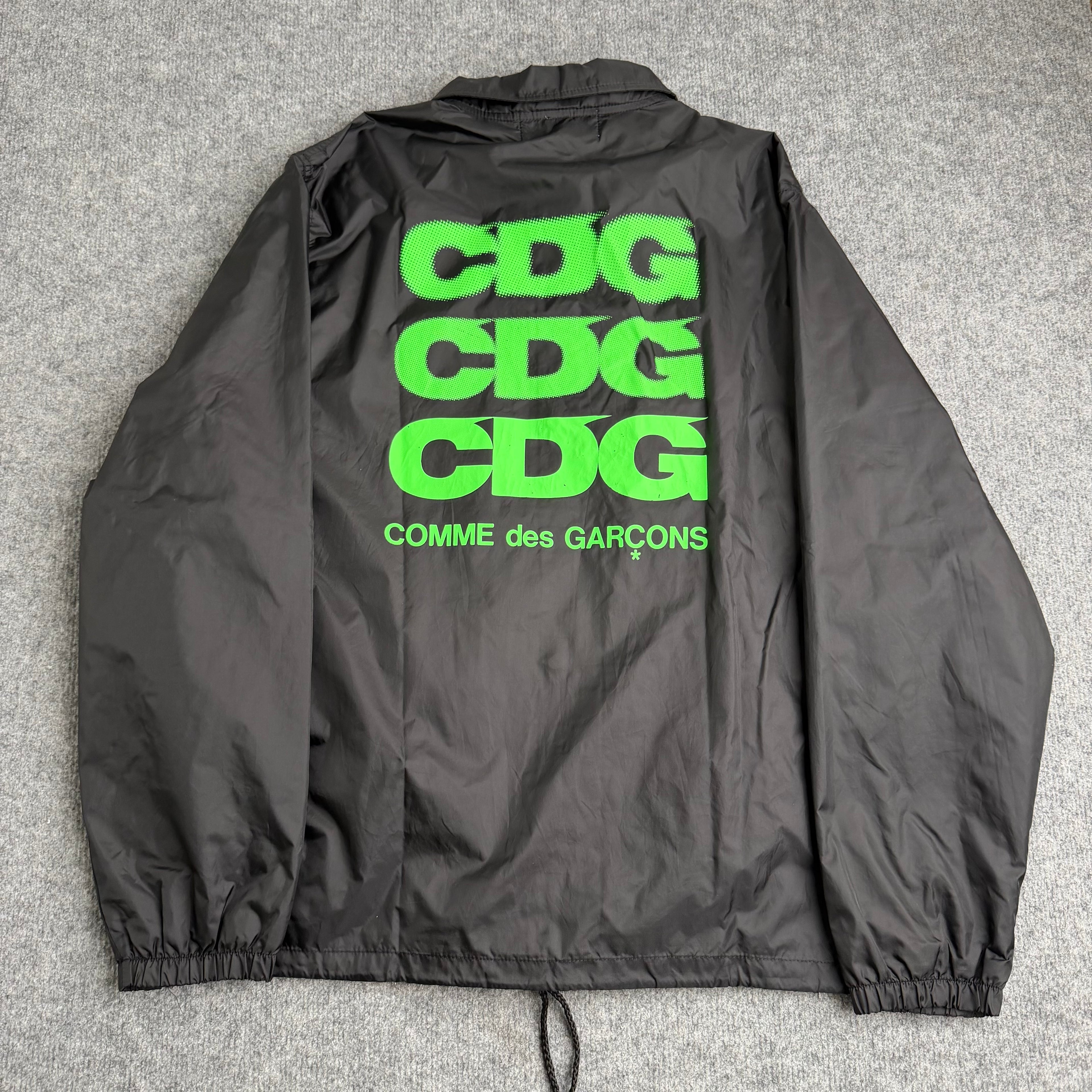 Comme des garcons jakke (Str. M)