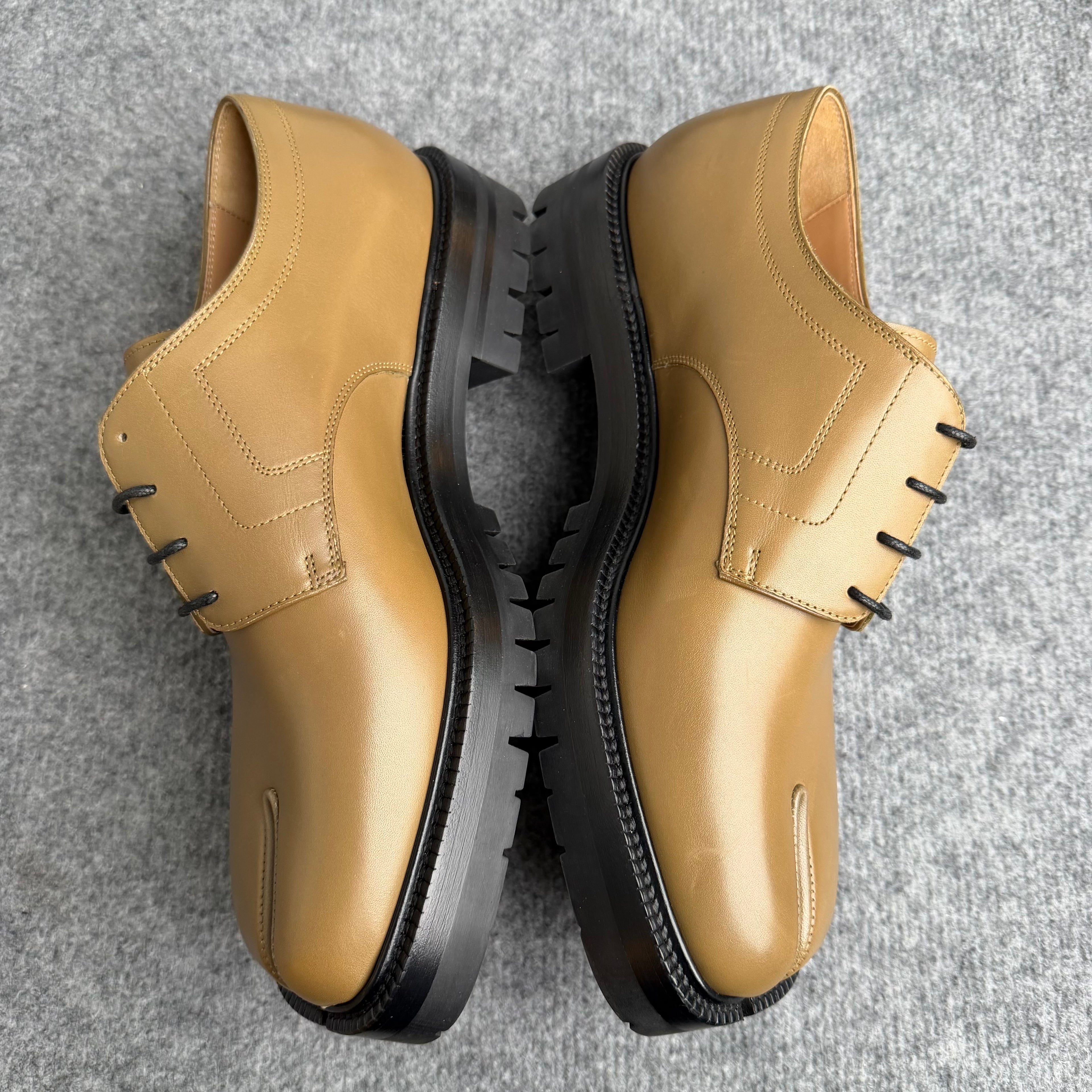 Maison margiela tabi’s (Str. 43)