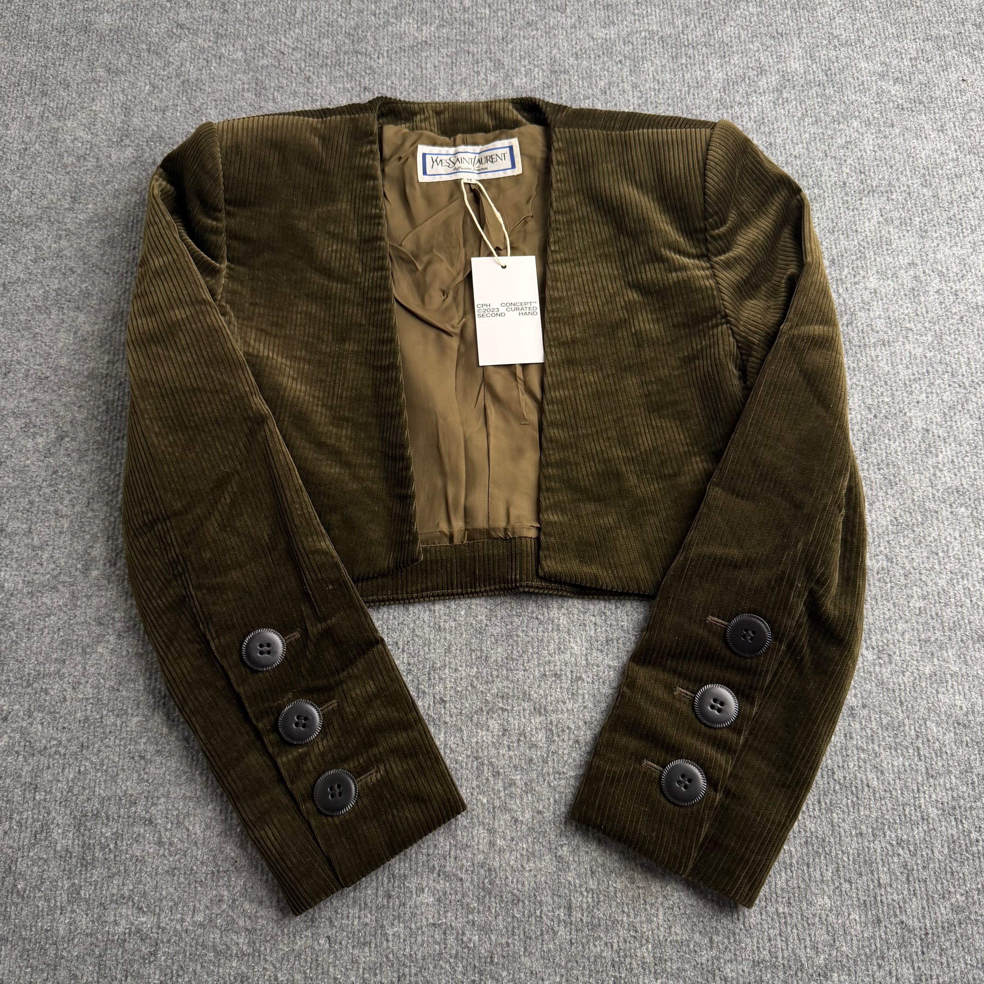 Yves Saint Laurent (Str. M)