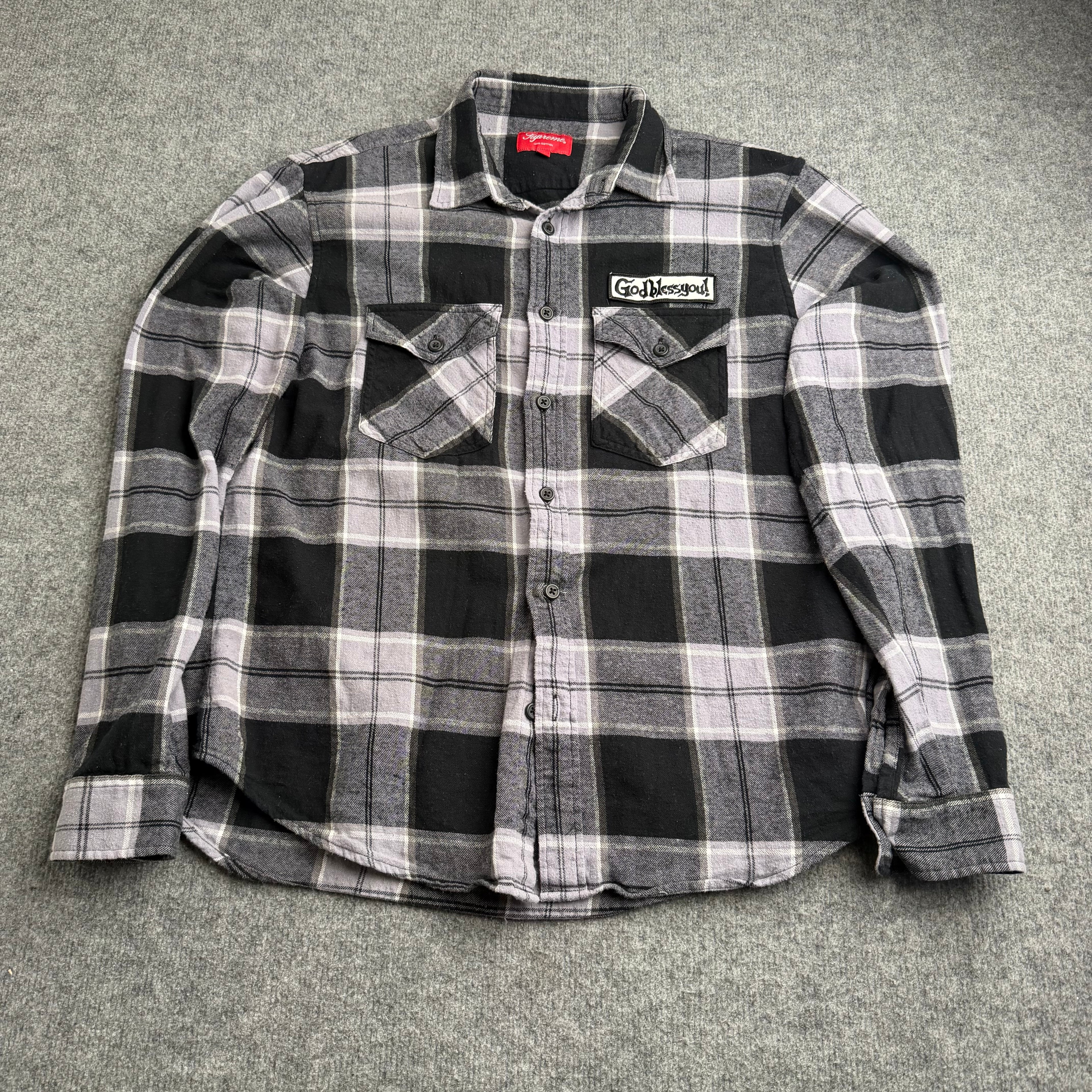 Supreme skjorte (Str. M)