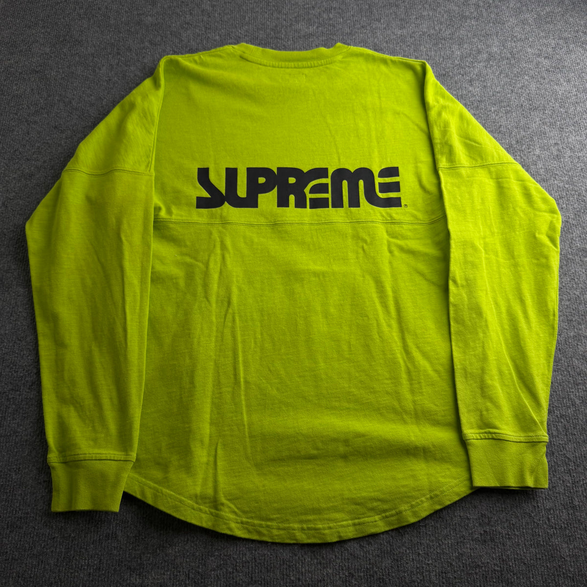 Supreme bluse (Str. M)