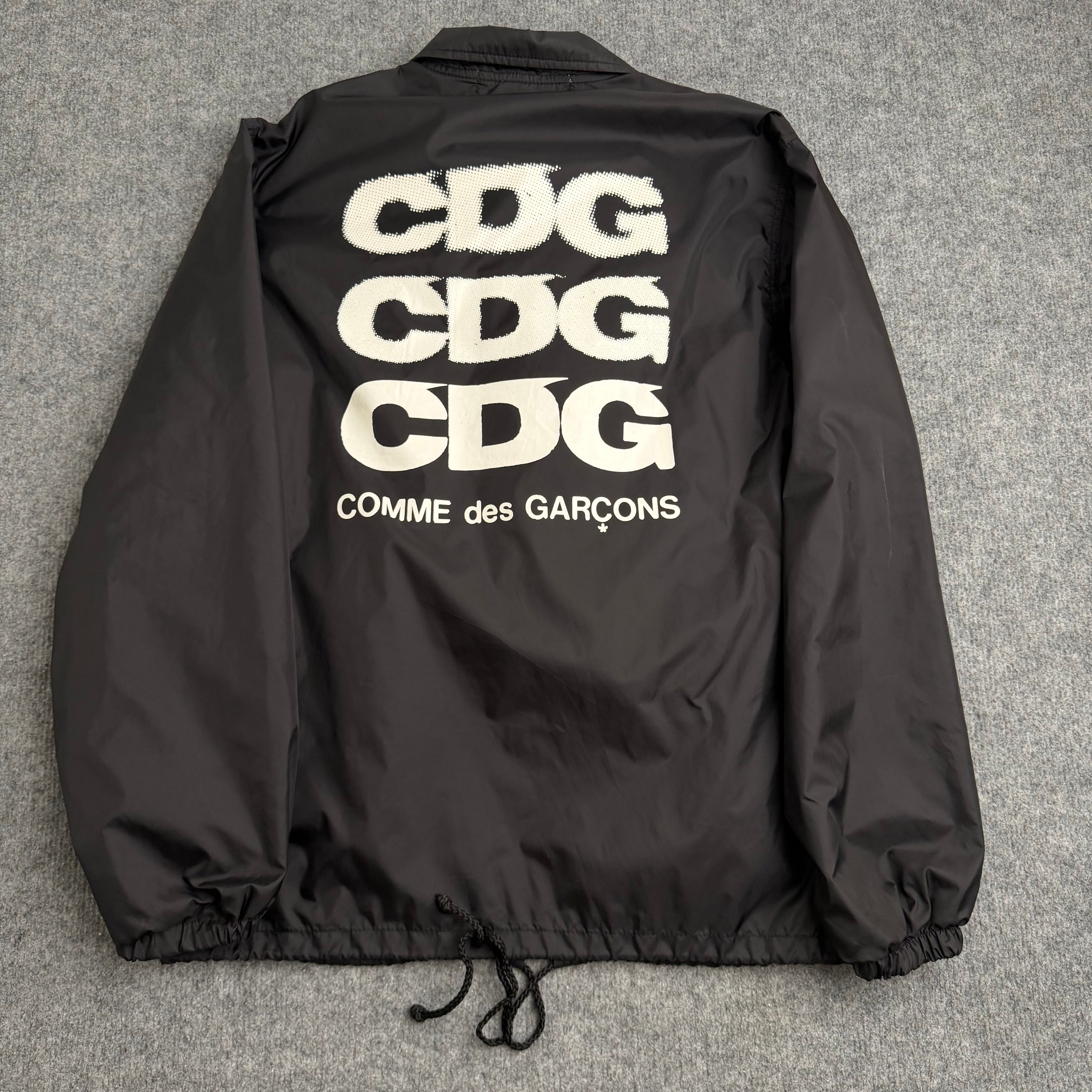 Comme des garcons jakke (Str. S)