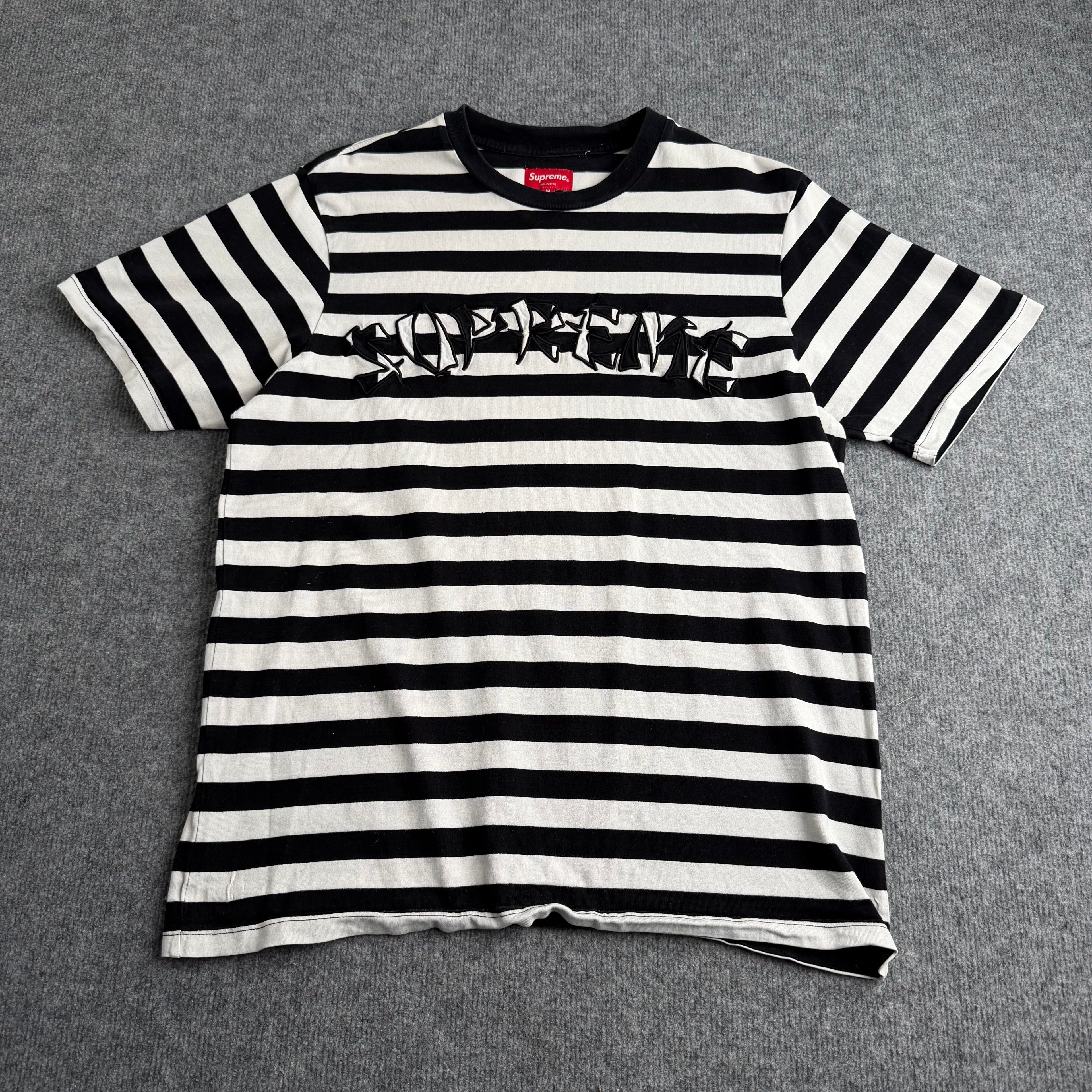 Supreme T-shirt (Str. M)
