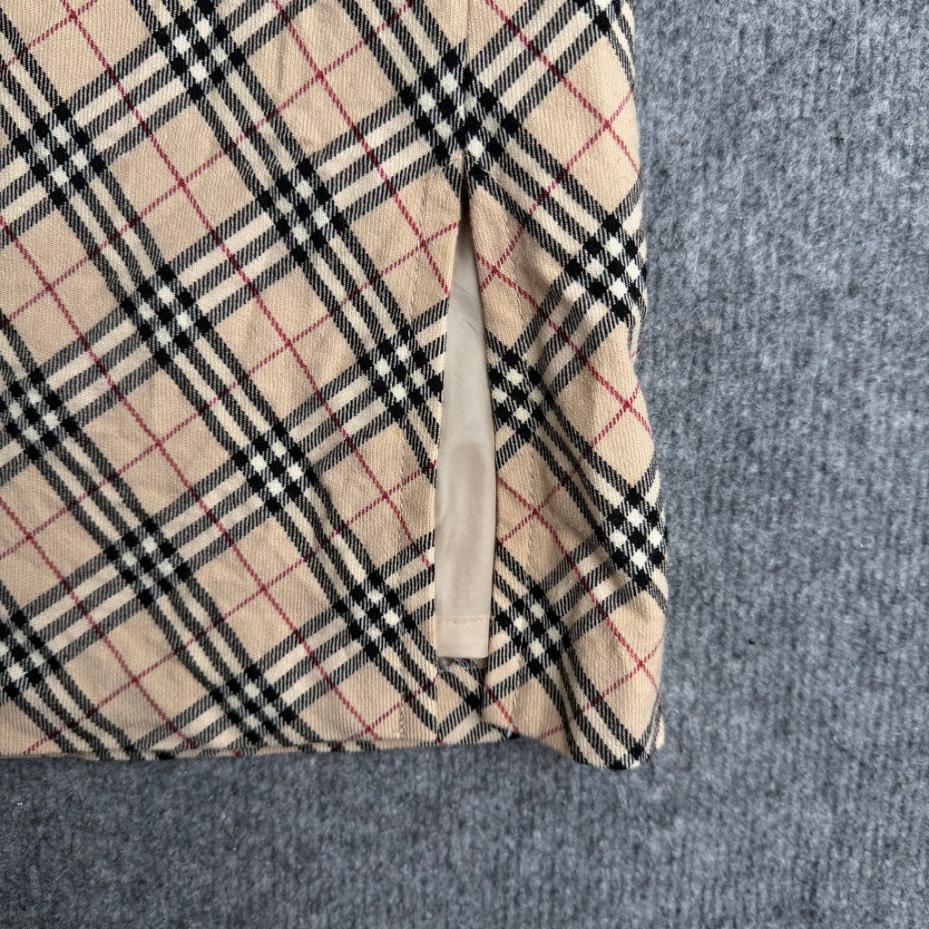 Burberry nederdel (Str. 36)
