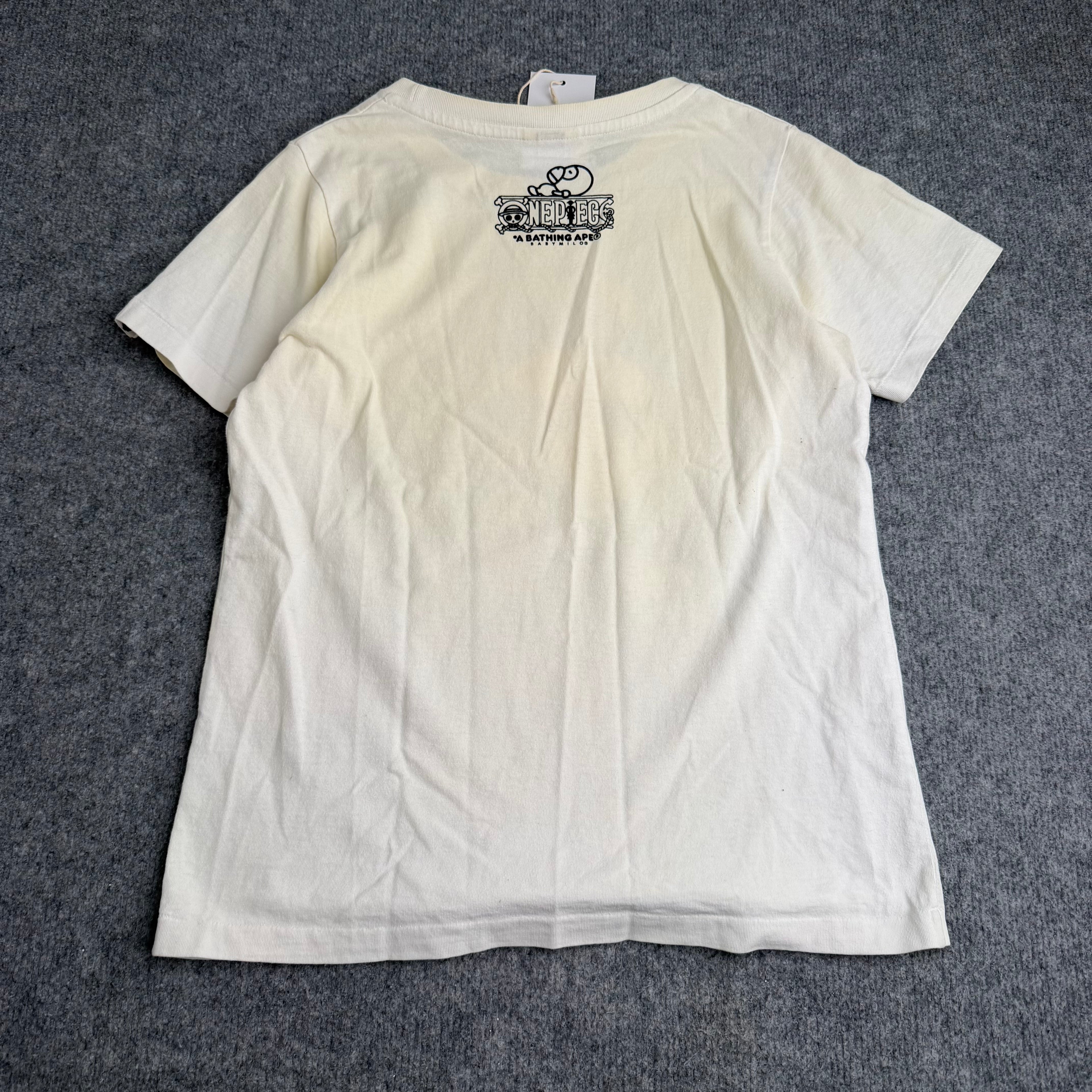A bathing ape t-shirt (Str. XS)