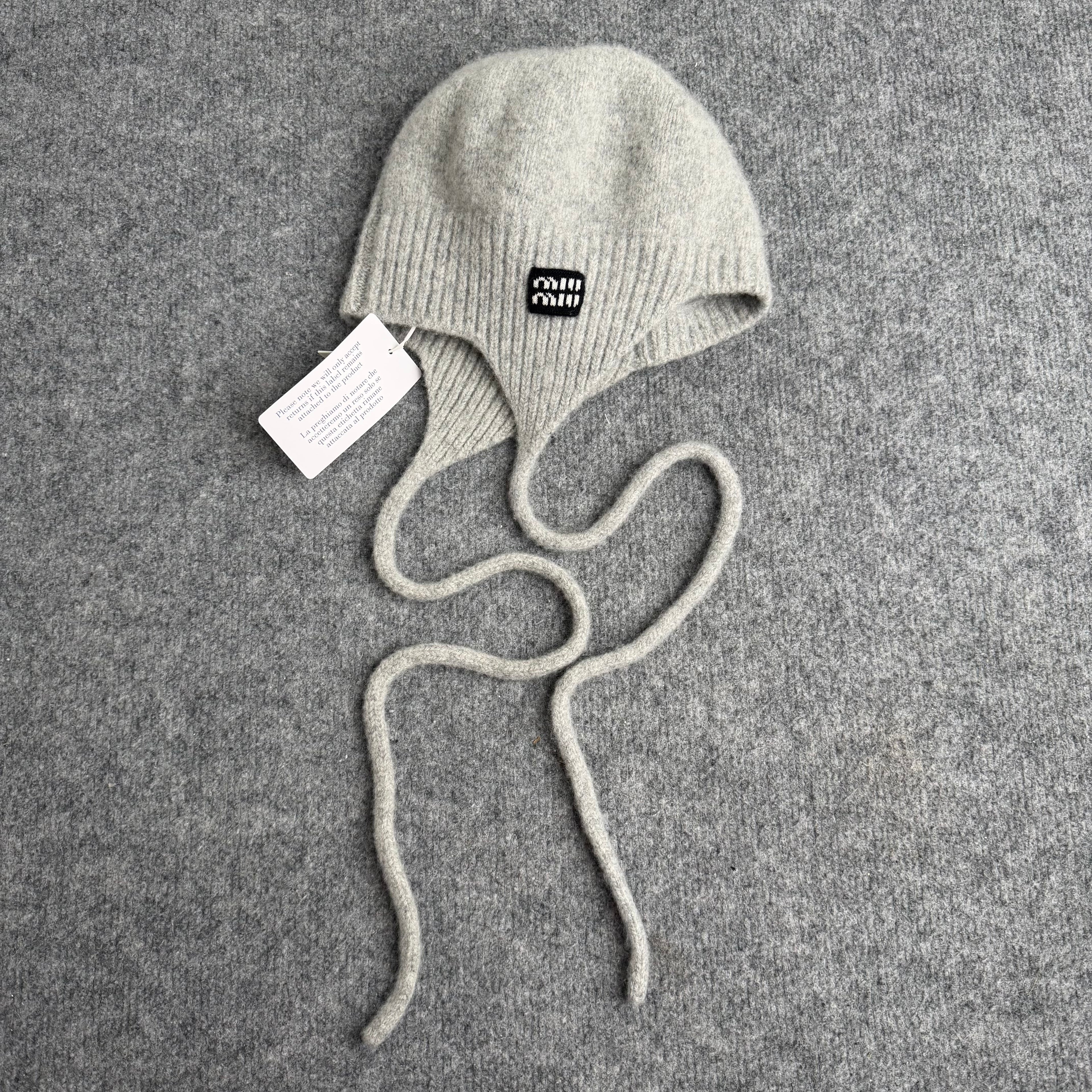 Miu Miu hat