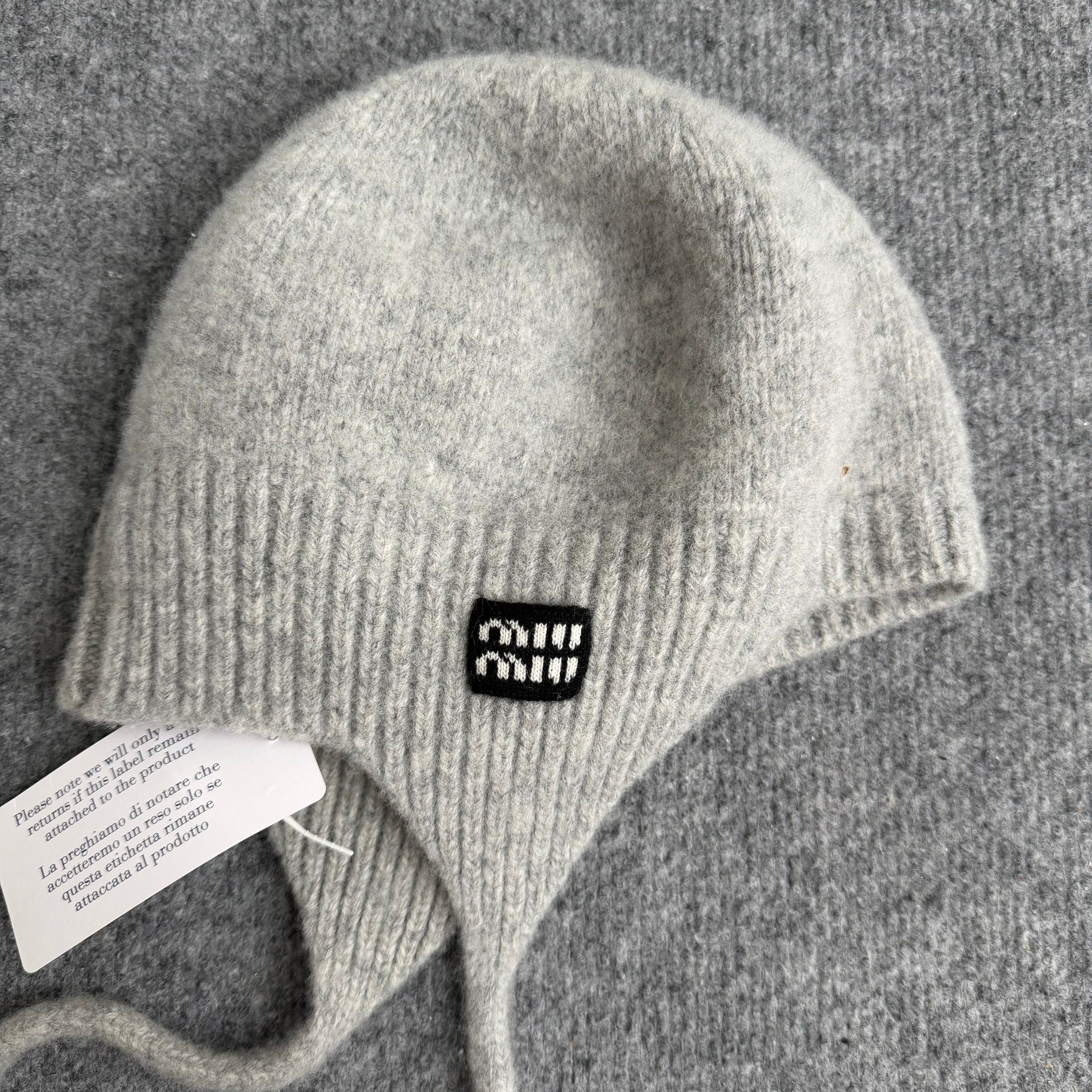 Miu Miu hat