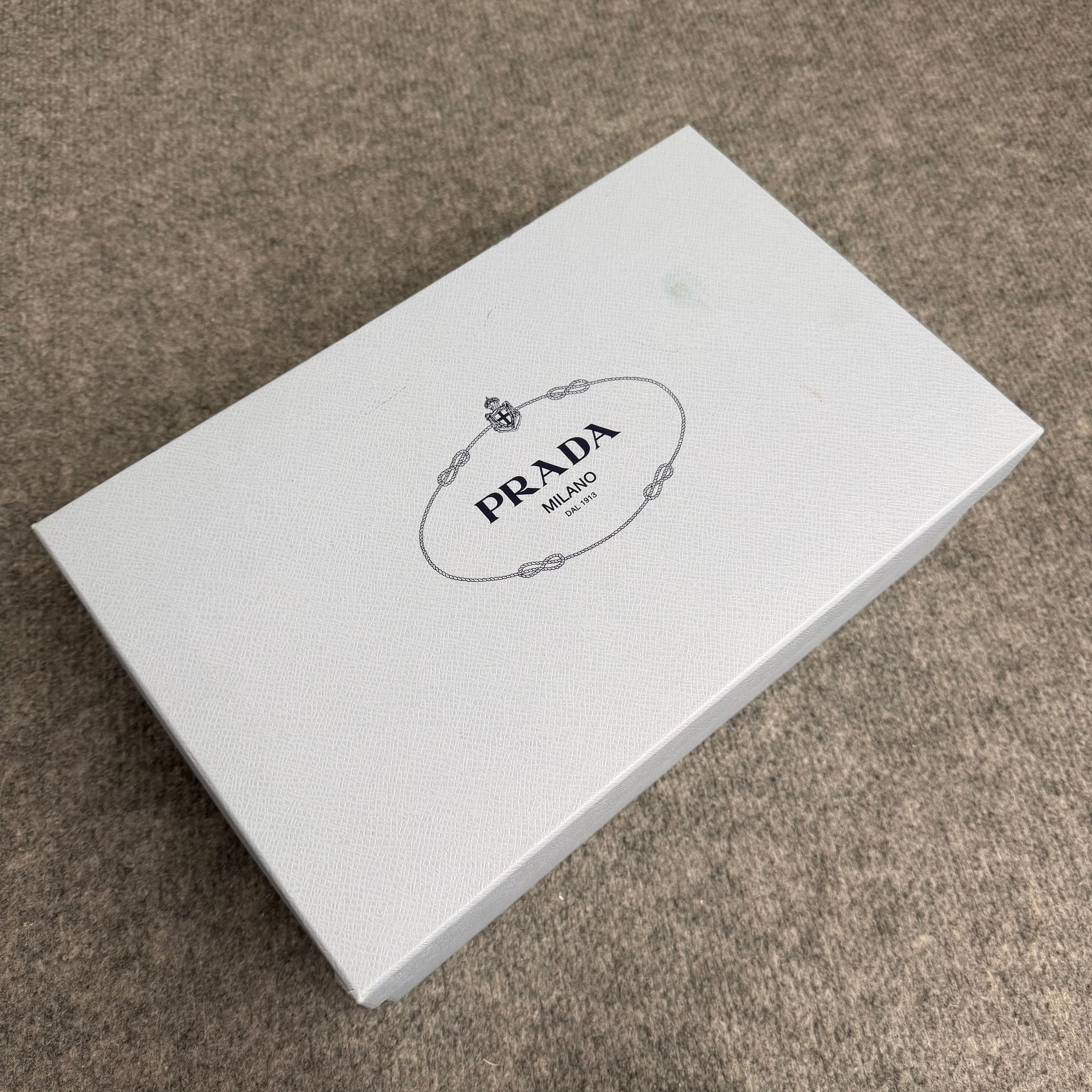 Prada loafers (Str. 38,5)