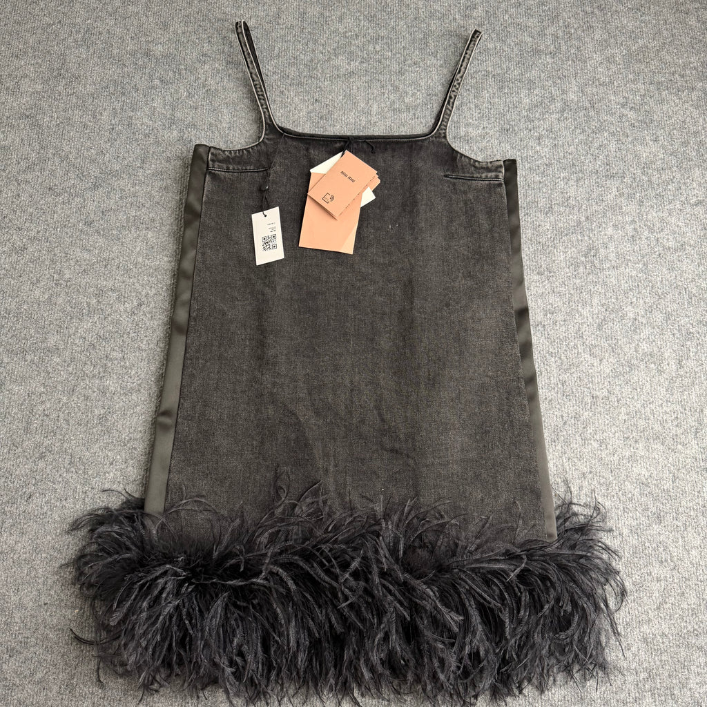Miu Miu kjole (Str. M)