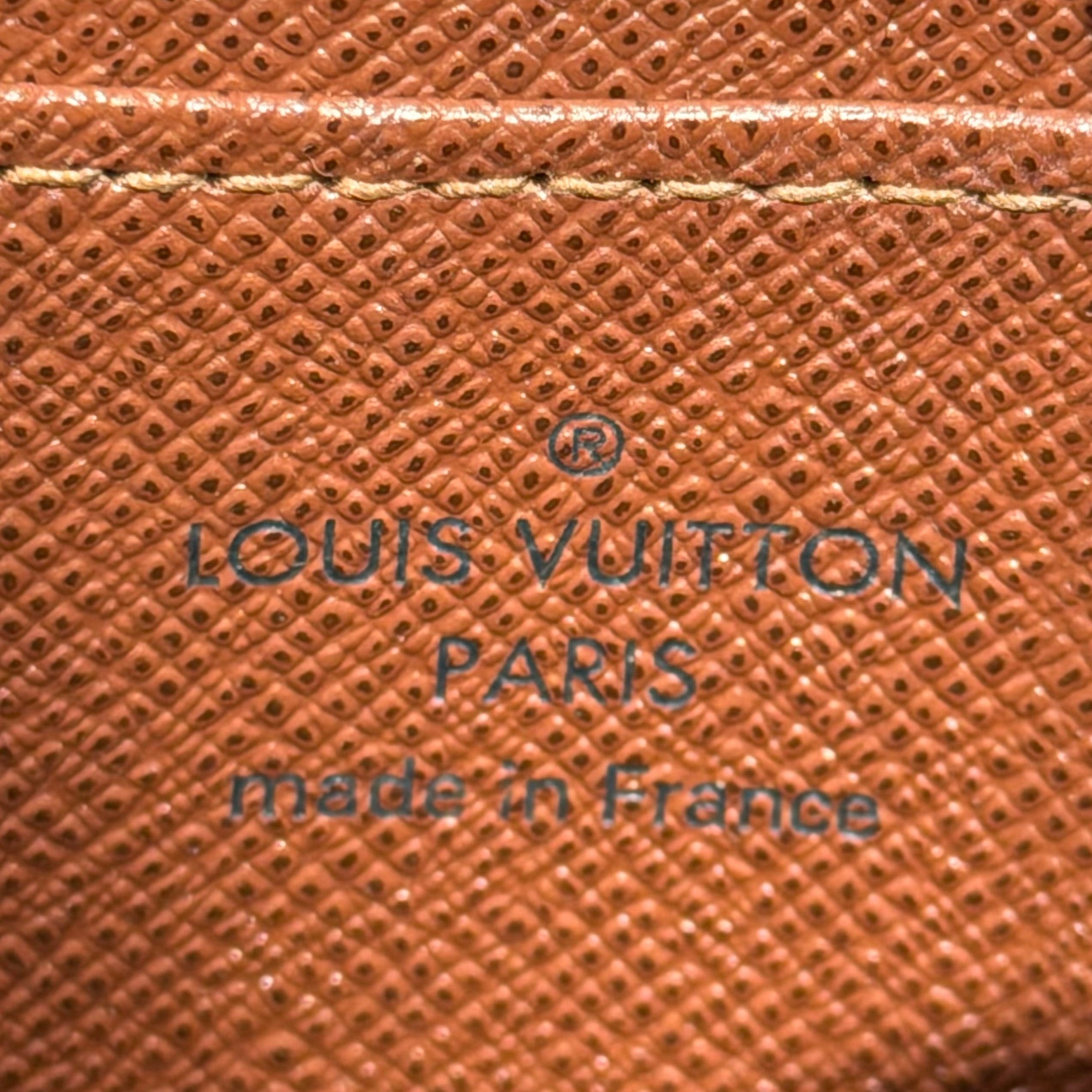 Louis Vuitton Pung