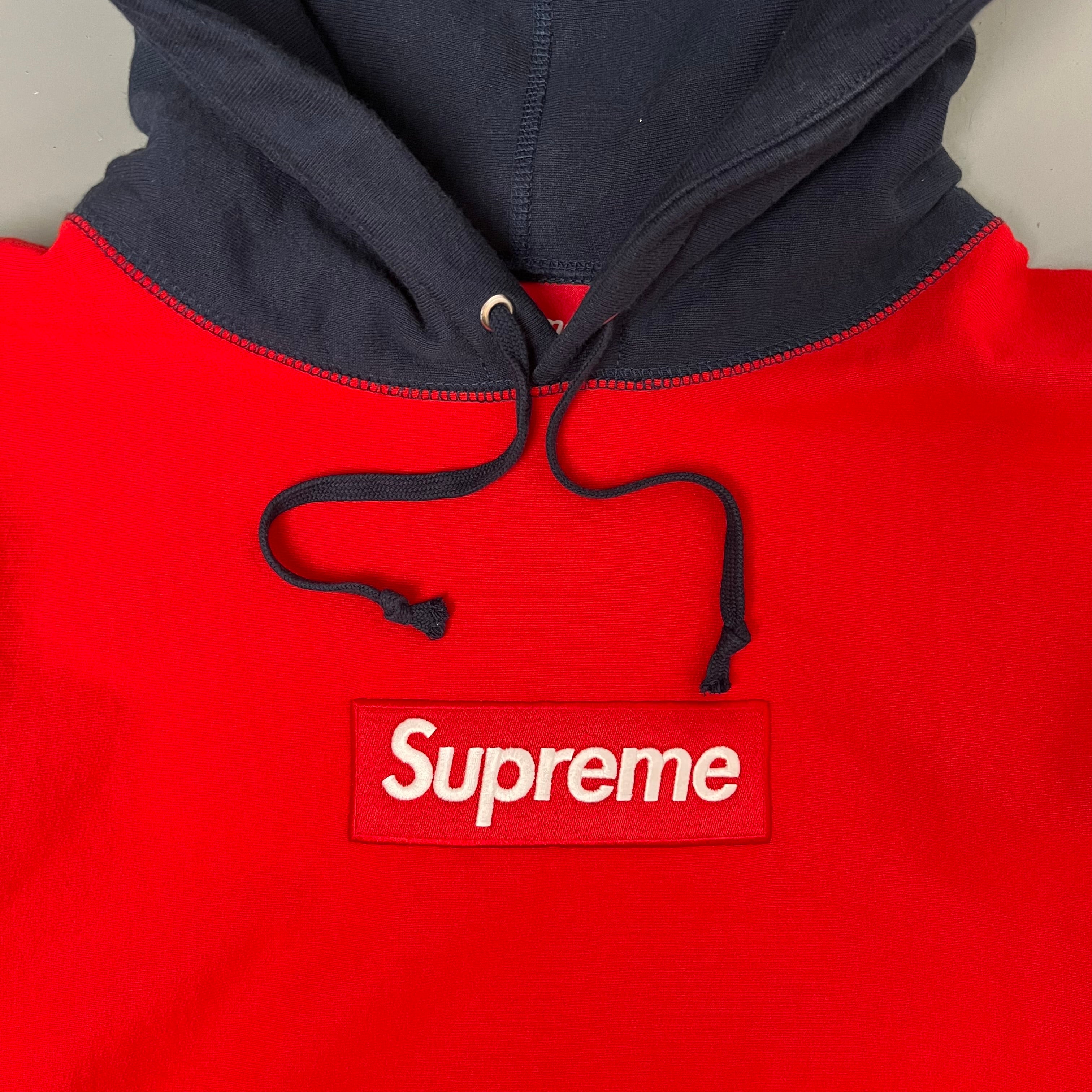 Supreme hættetrøje (Str. M)
