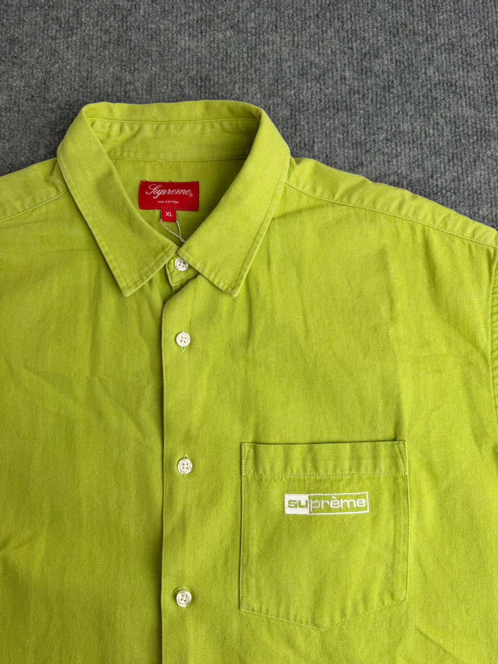 Supreme skjorte (Str. XL)