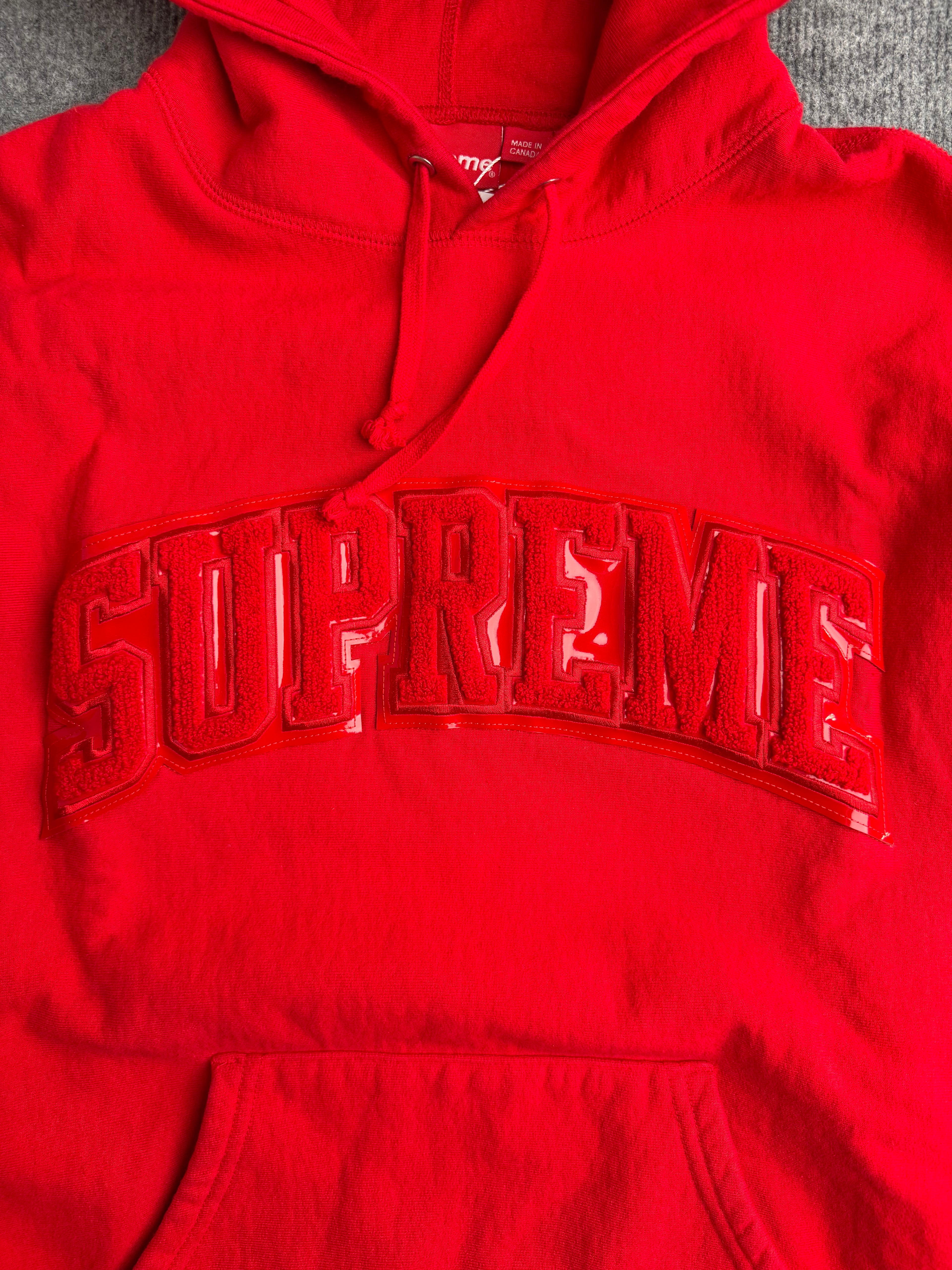 Supreme hættetrøje (Str. M)
