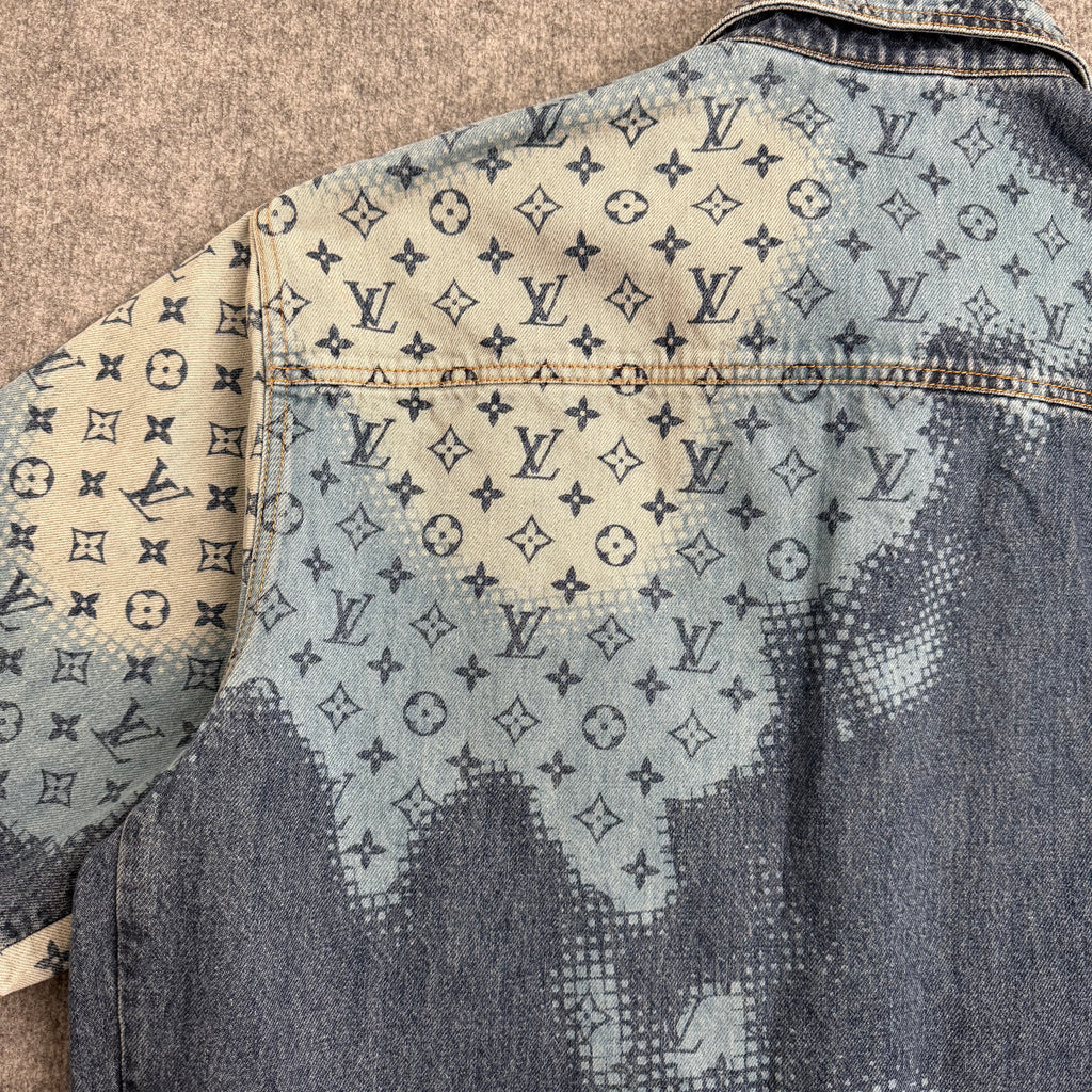 Louis Vuitton skjorte (Str. L)
